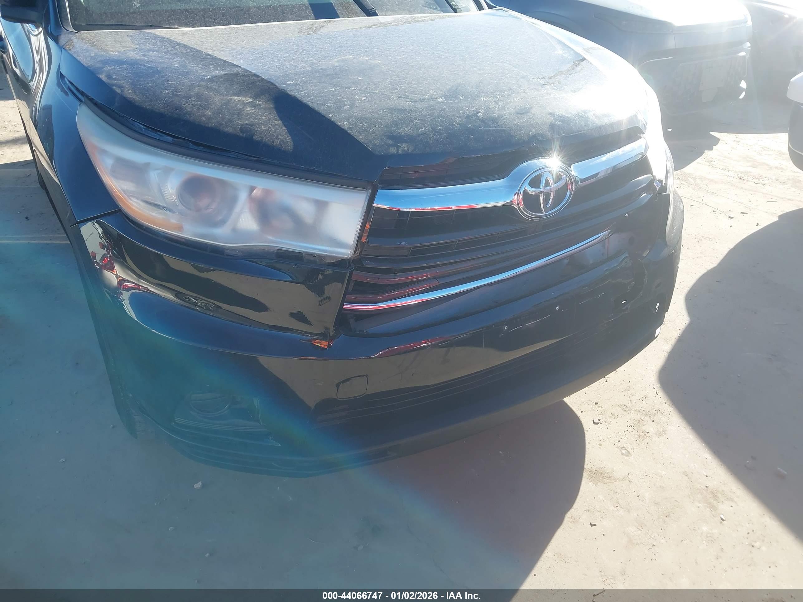 TOYOTA HIGHLANDER image 6