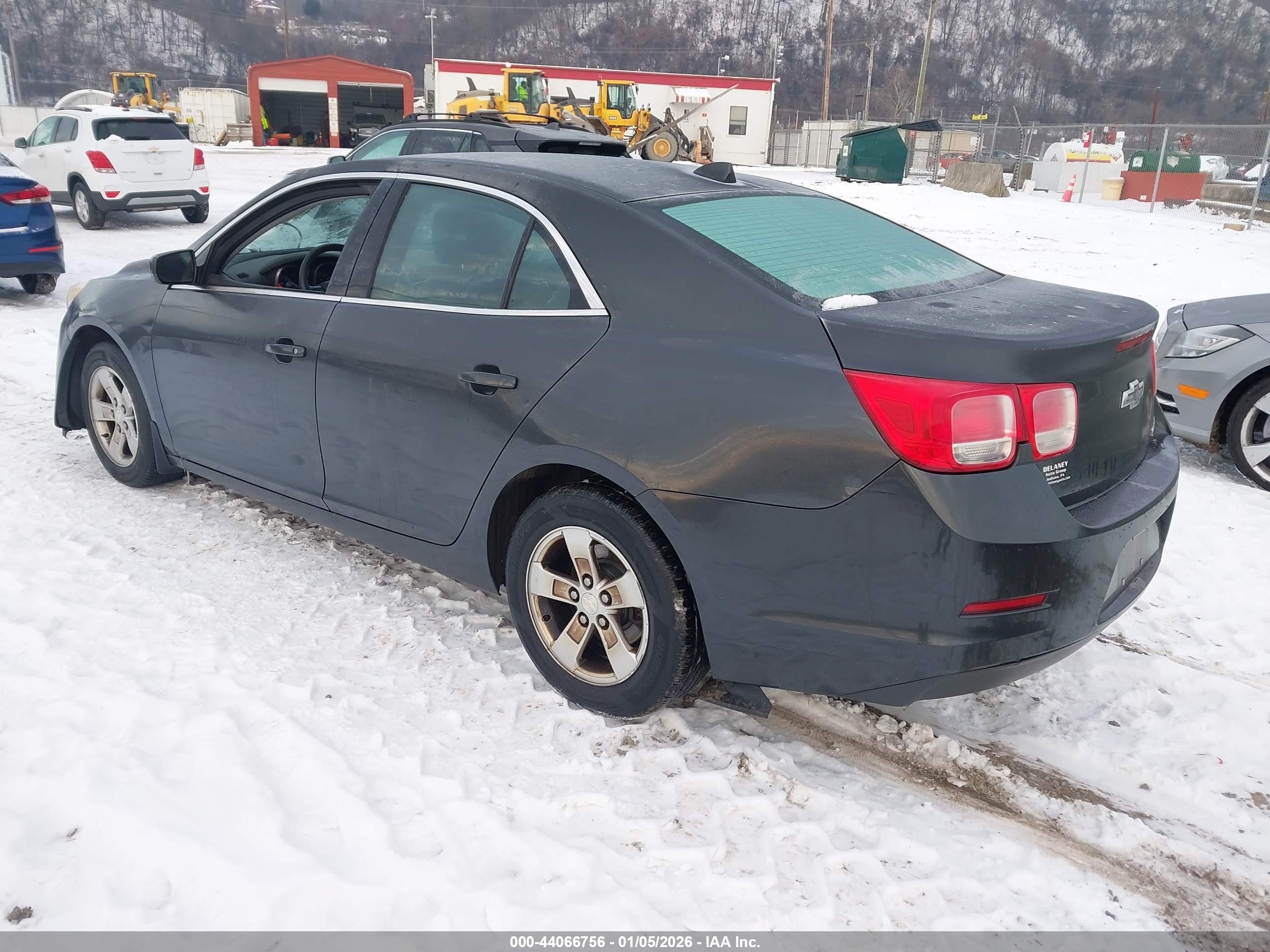 CHEVROLET MALIBU image 3