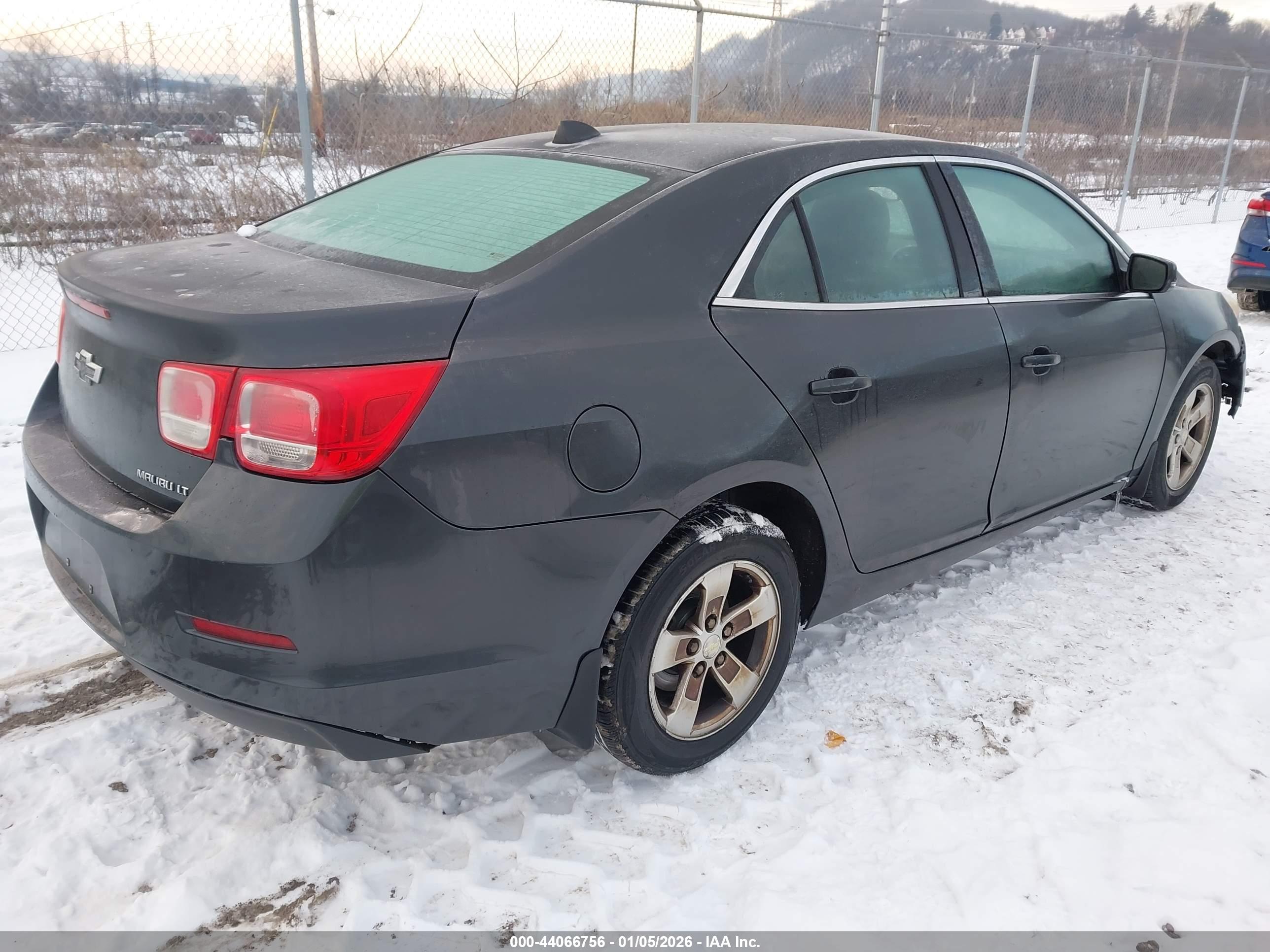 CHEVROLET MALIBU image 4