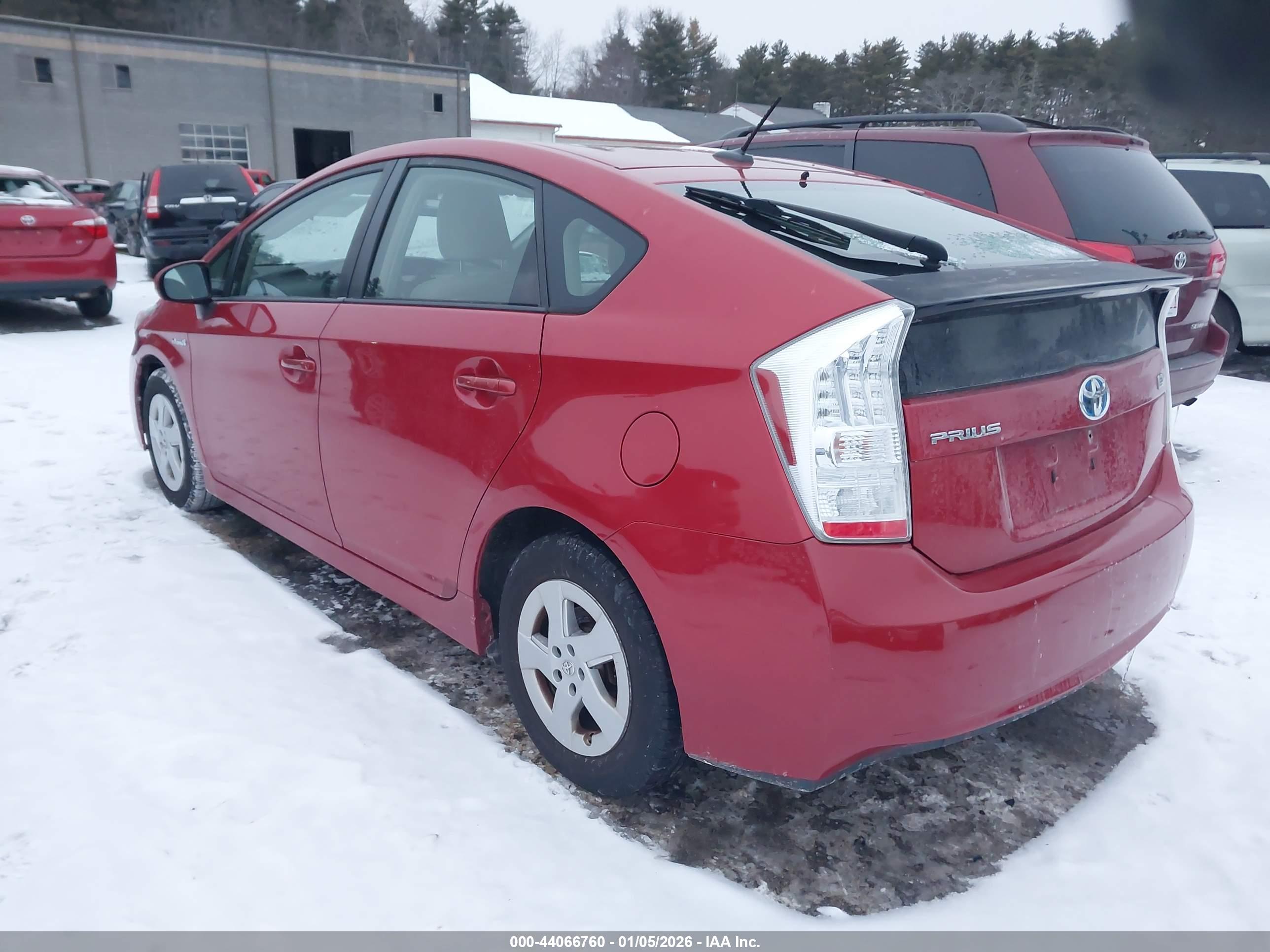 TOYOTA PRIUS image 3