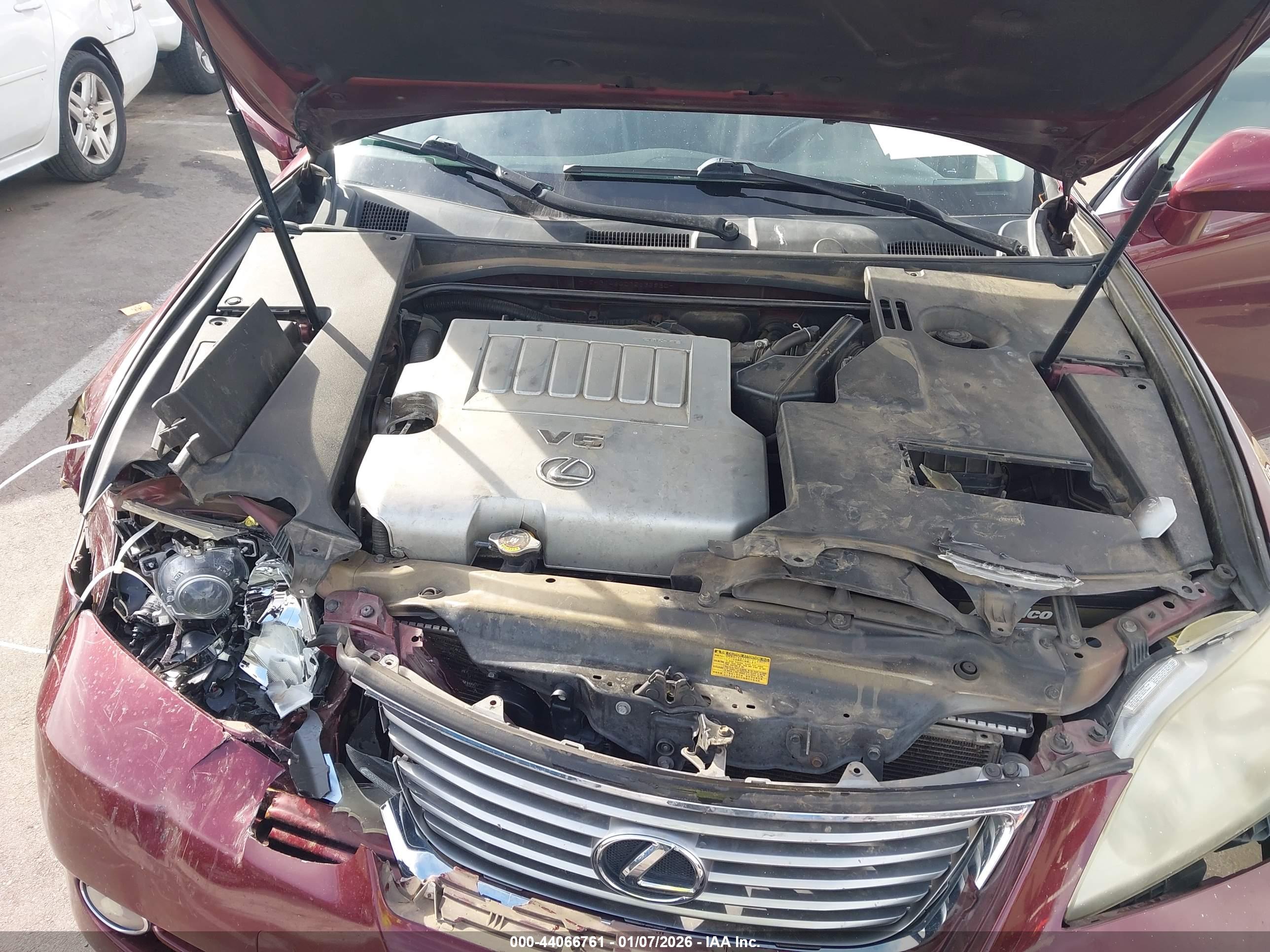LEXUS ES image 10