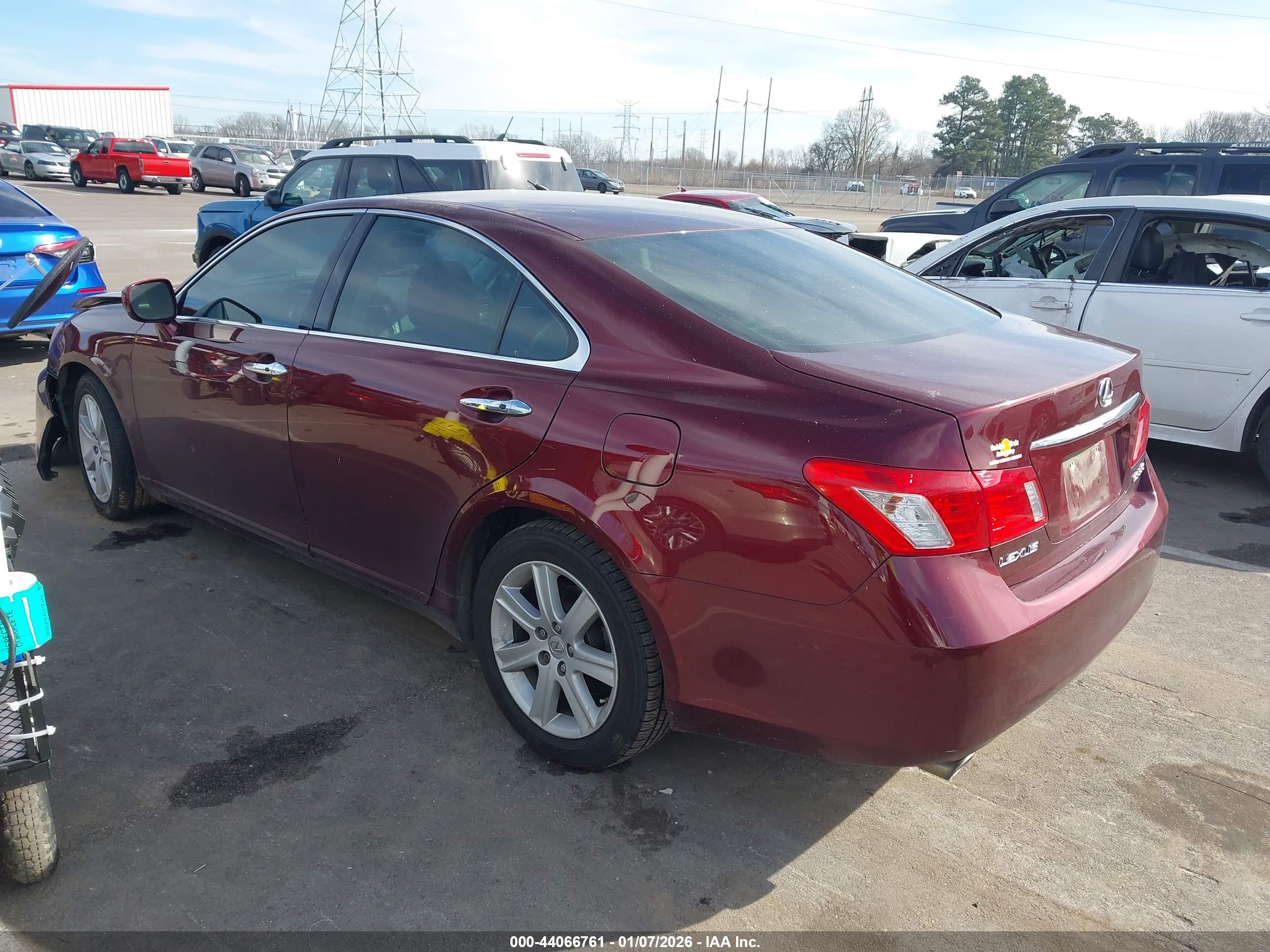 LEXUS ES image 3