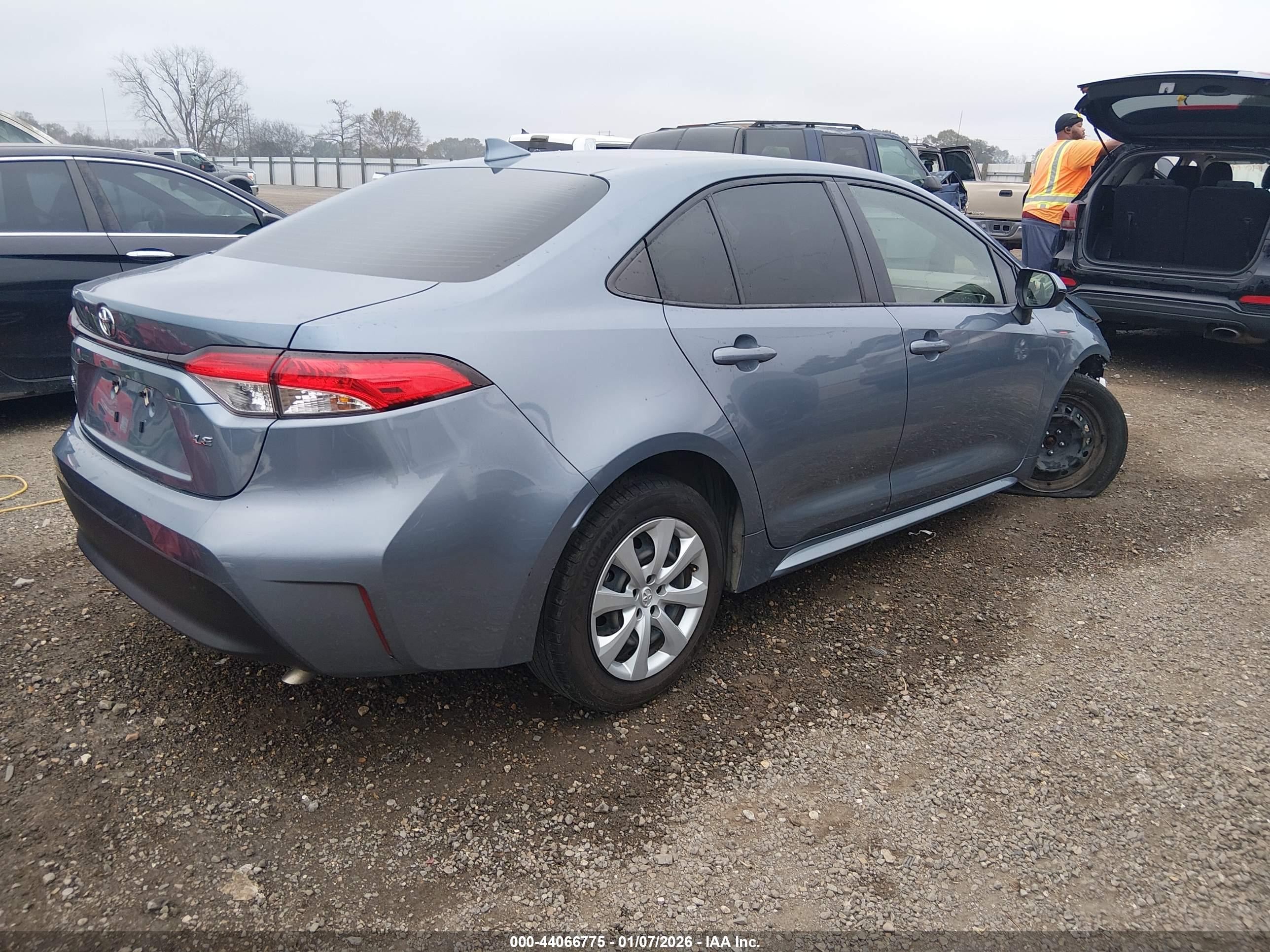TOYOTA COROLLA image 4