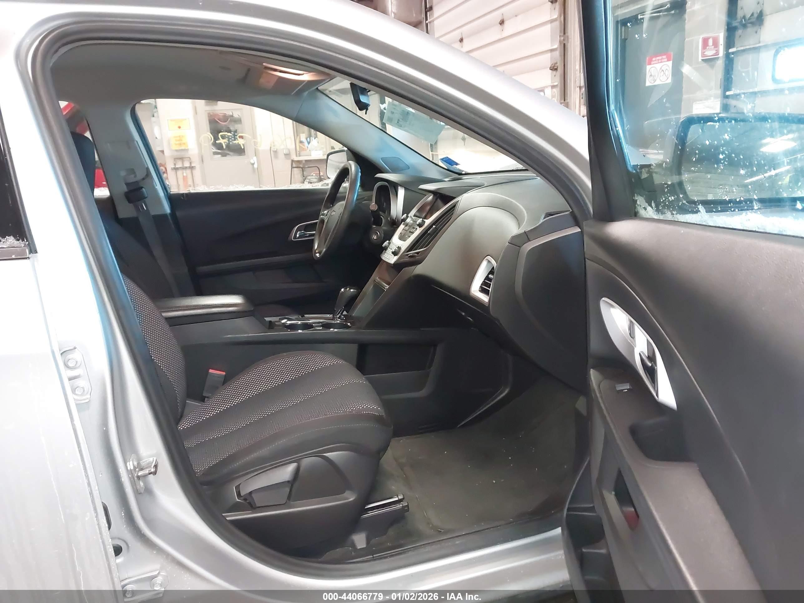 CHEVROLET EQUINOX image 5