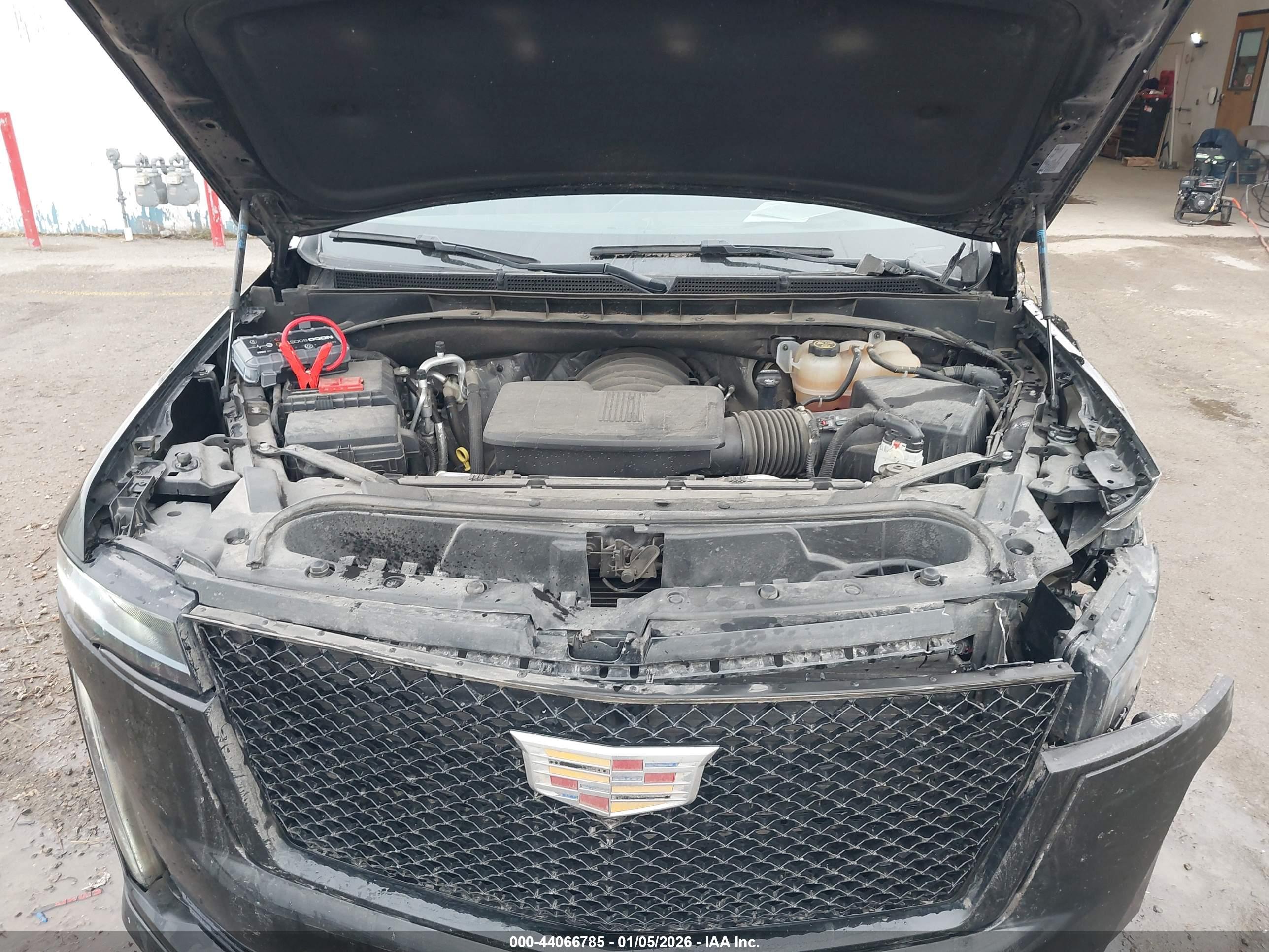 CADILLAC ESCALADE image 10