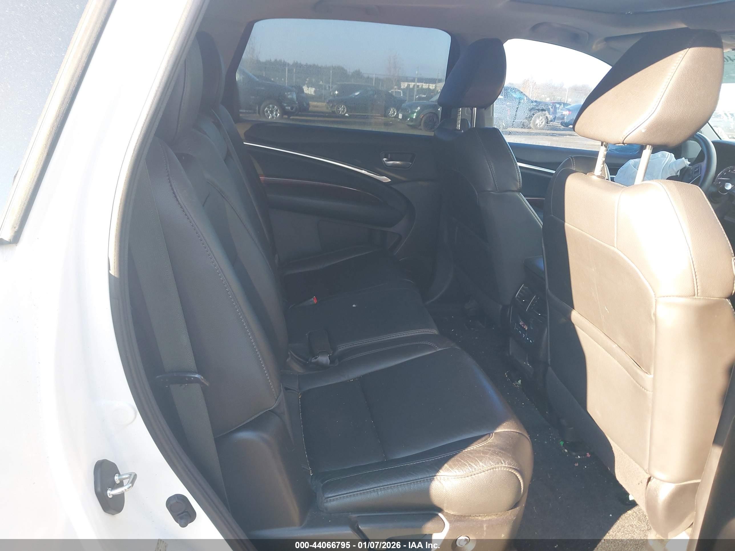 ACURA MDX image 8