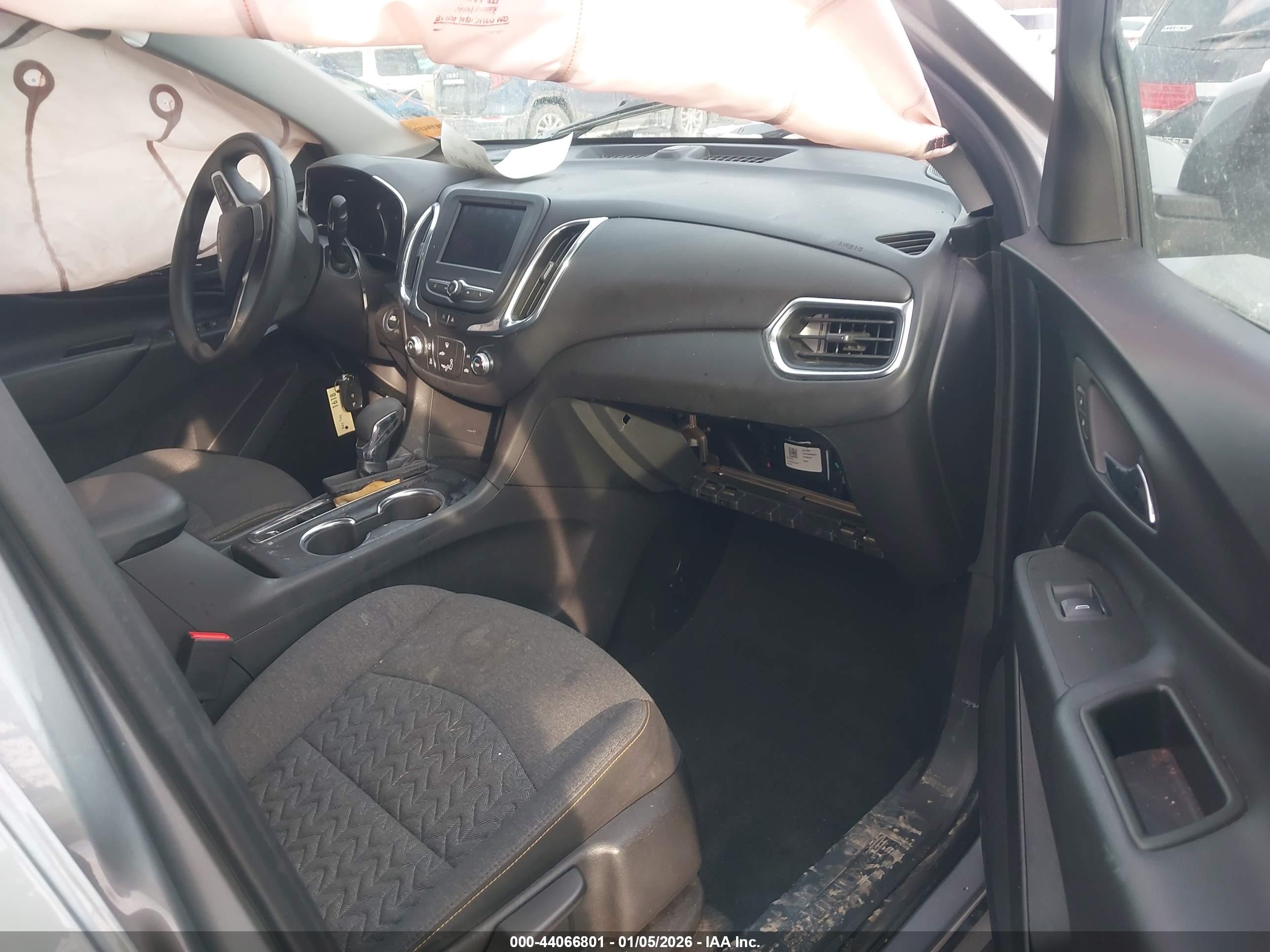 CHEVROLET EQUINOX image 5