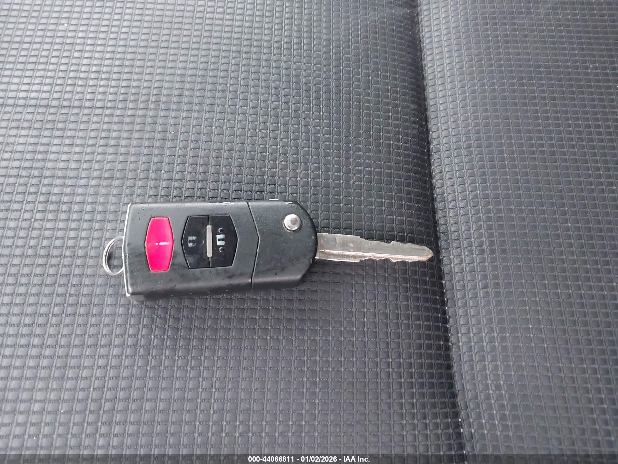 MAZDA MAZDA5 image 11