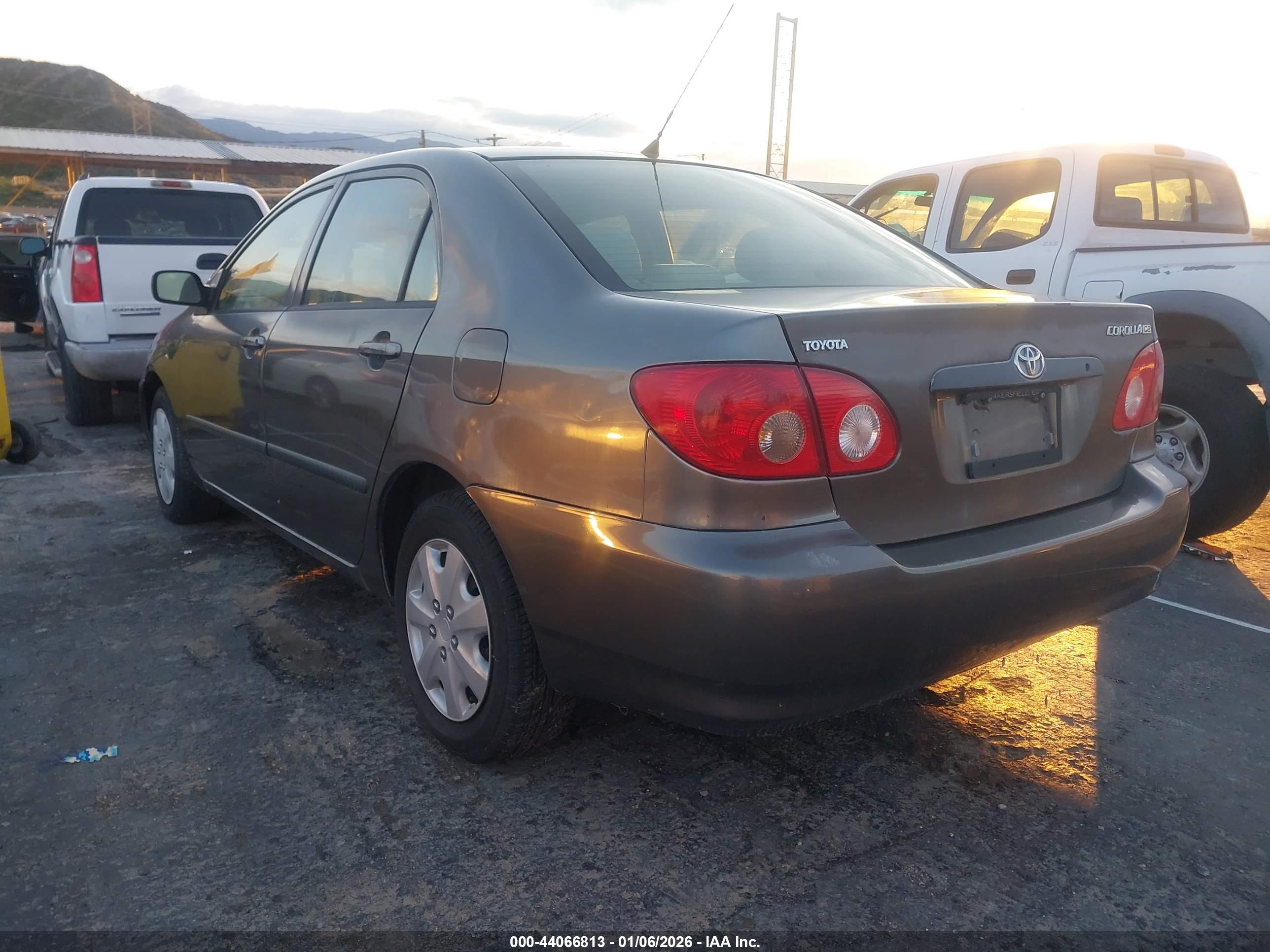 TOYOTA COROLLA image 3