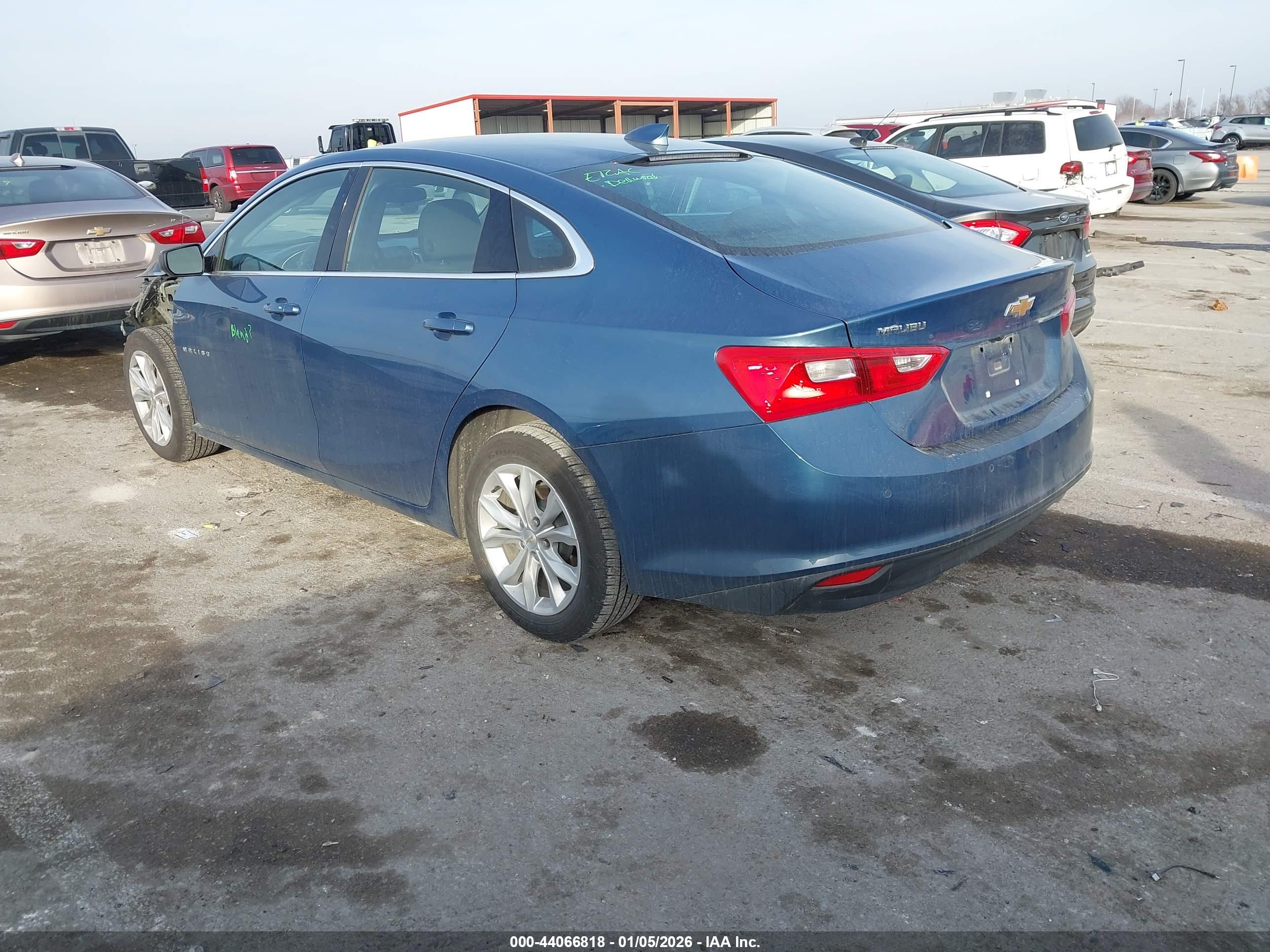 CHEVROLET MALIBU image 3