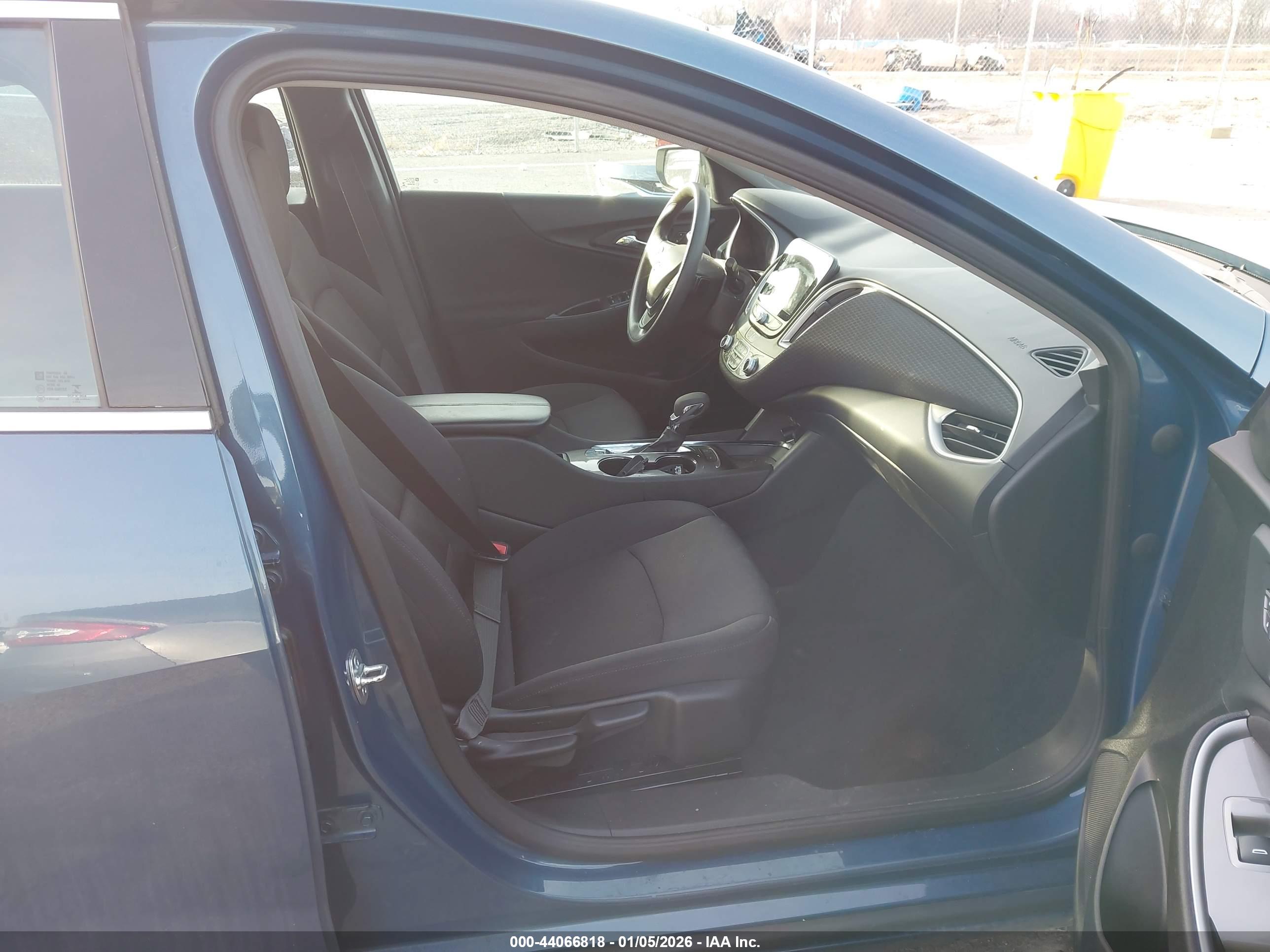CHEVROLET MALIBU image 5