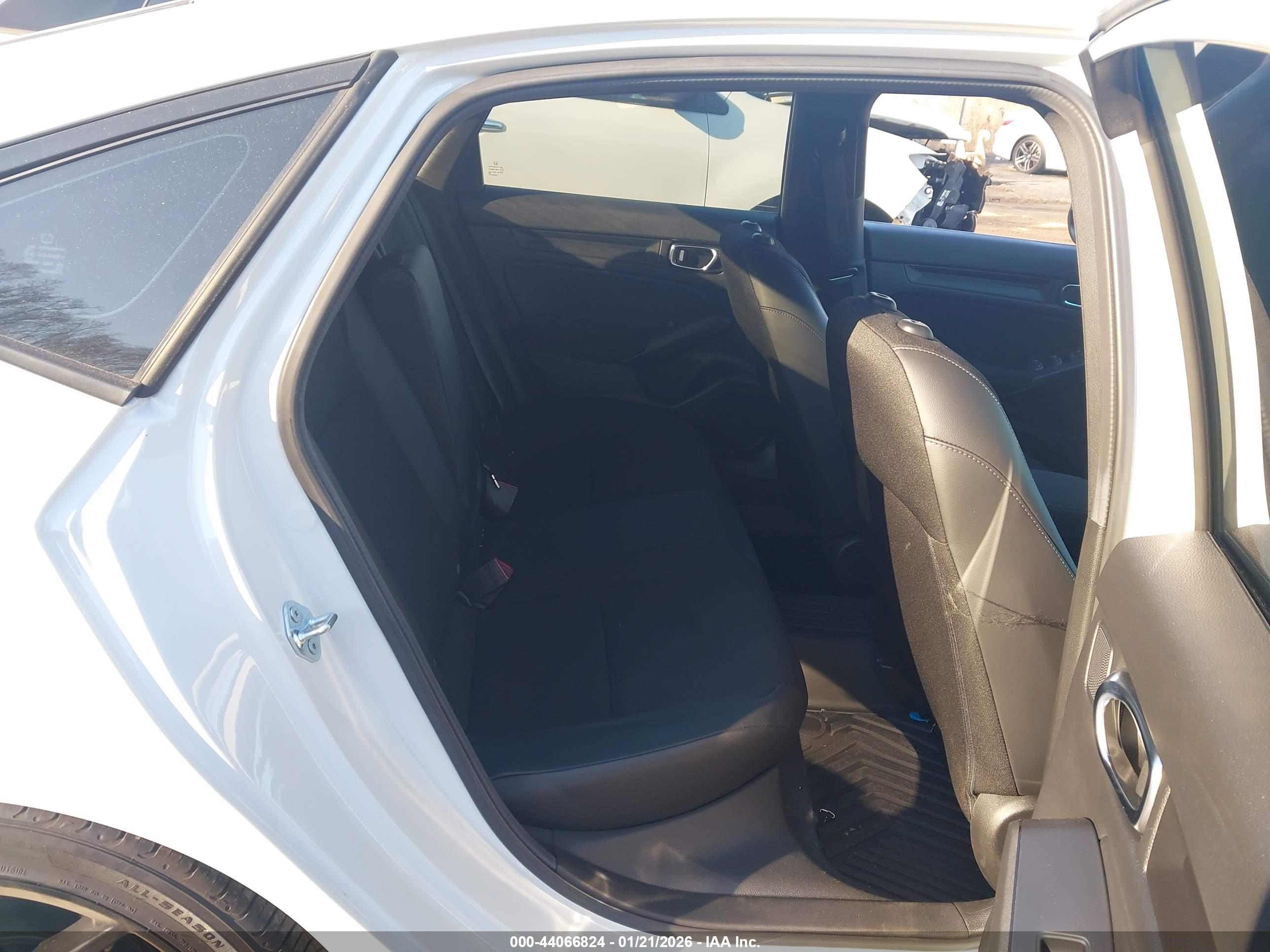 HONDA CIVIC image 8