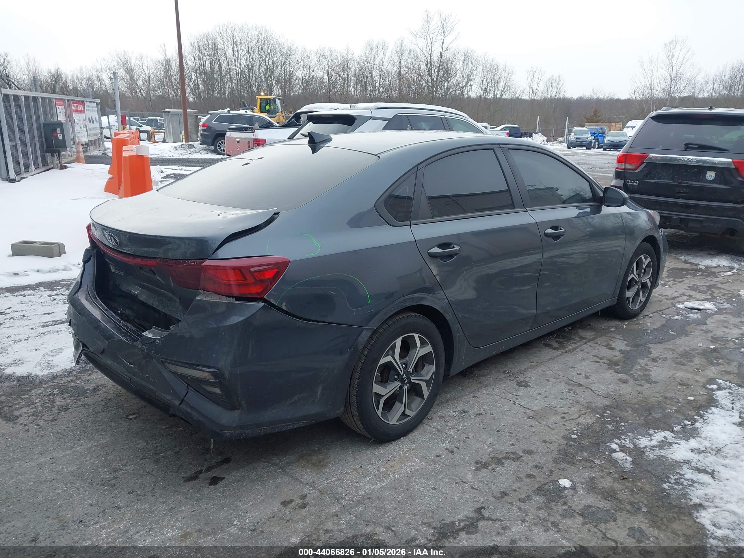KIA FORTE image 4