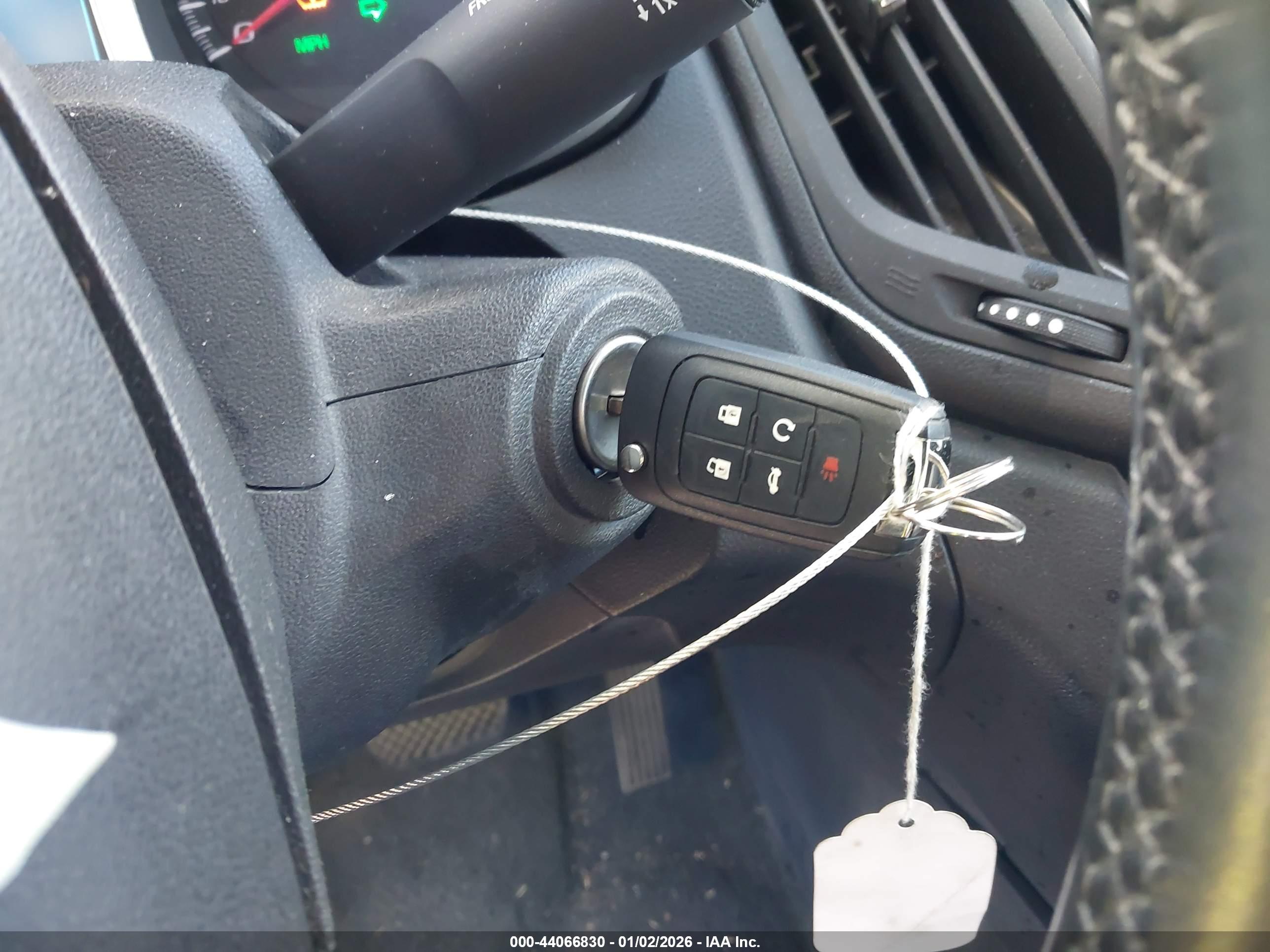 CHEVROLET EQUINOX image 11