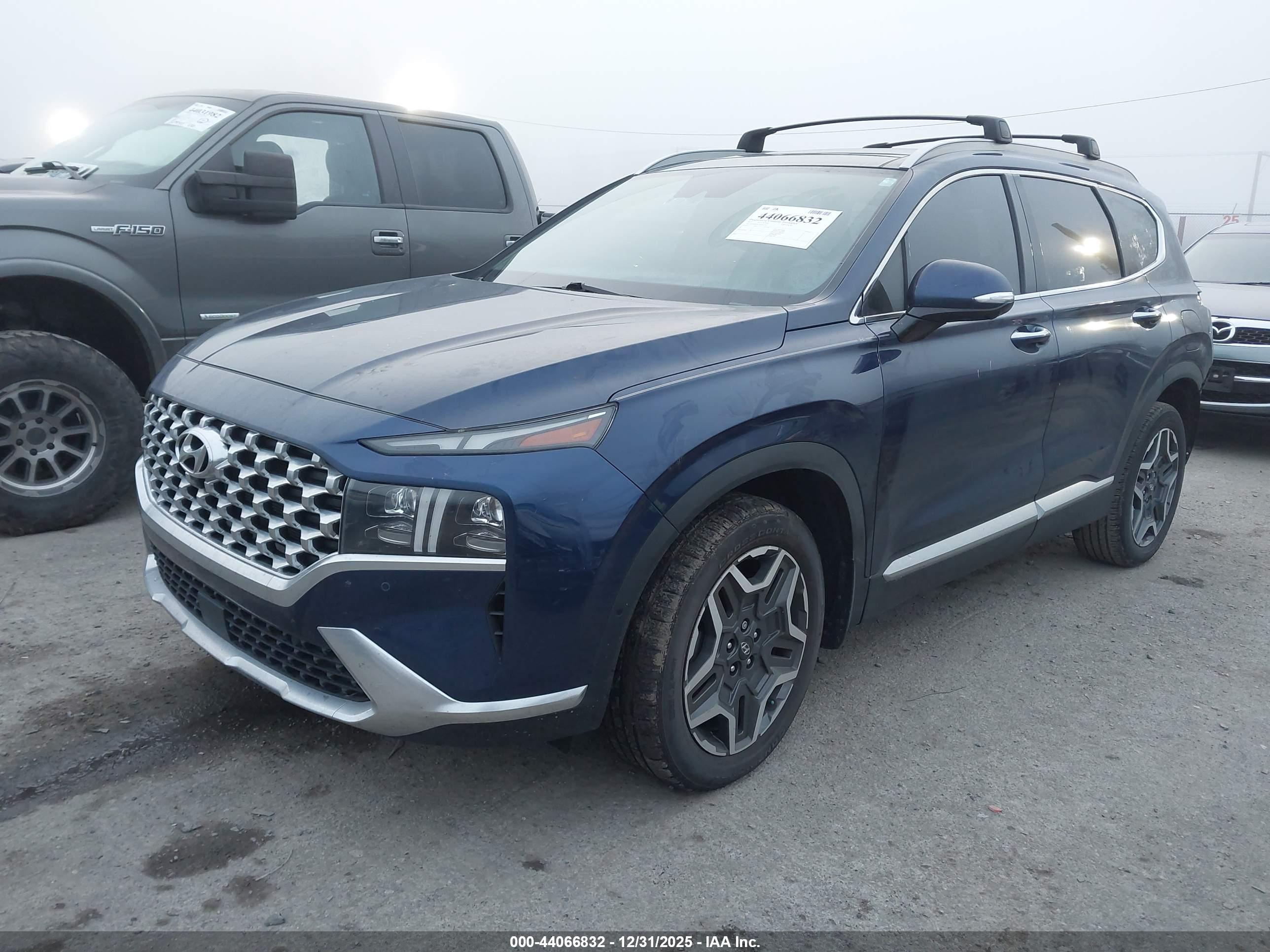 HYUNDAI SANTA image 2