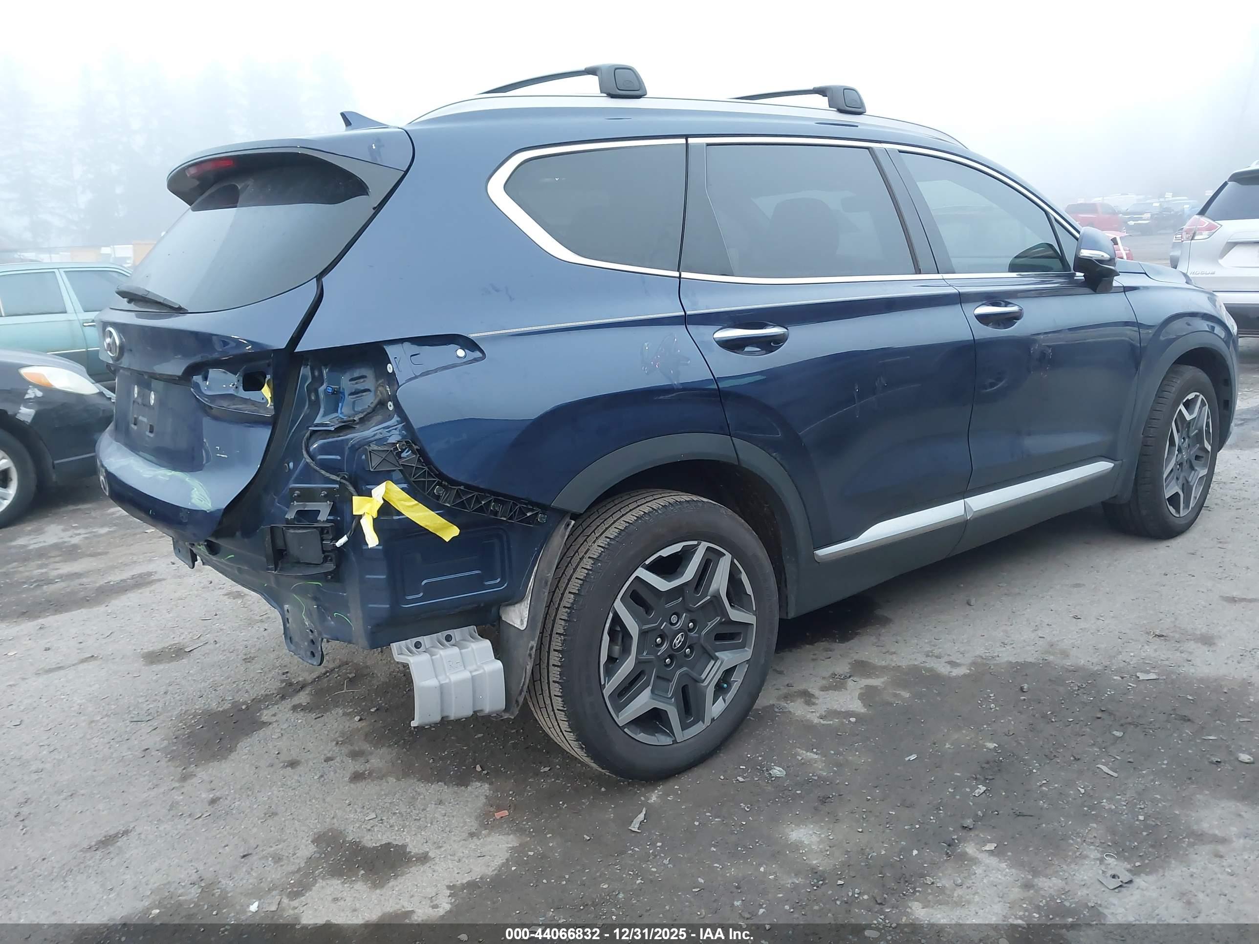 HYUNDAI SANTA image 4
