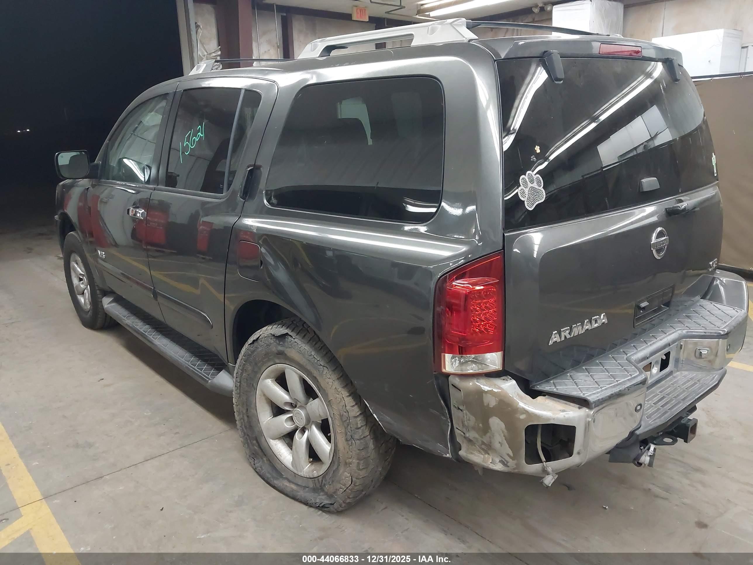 NISSAN ARMADA image 3
