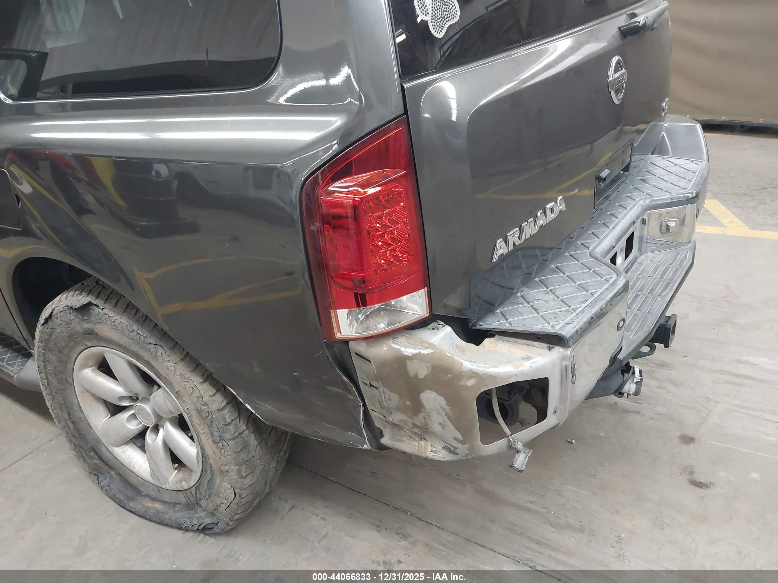 NISSAN ARMADA image 6