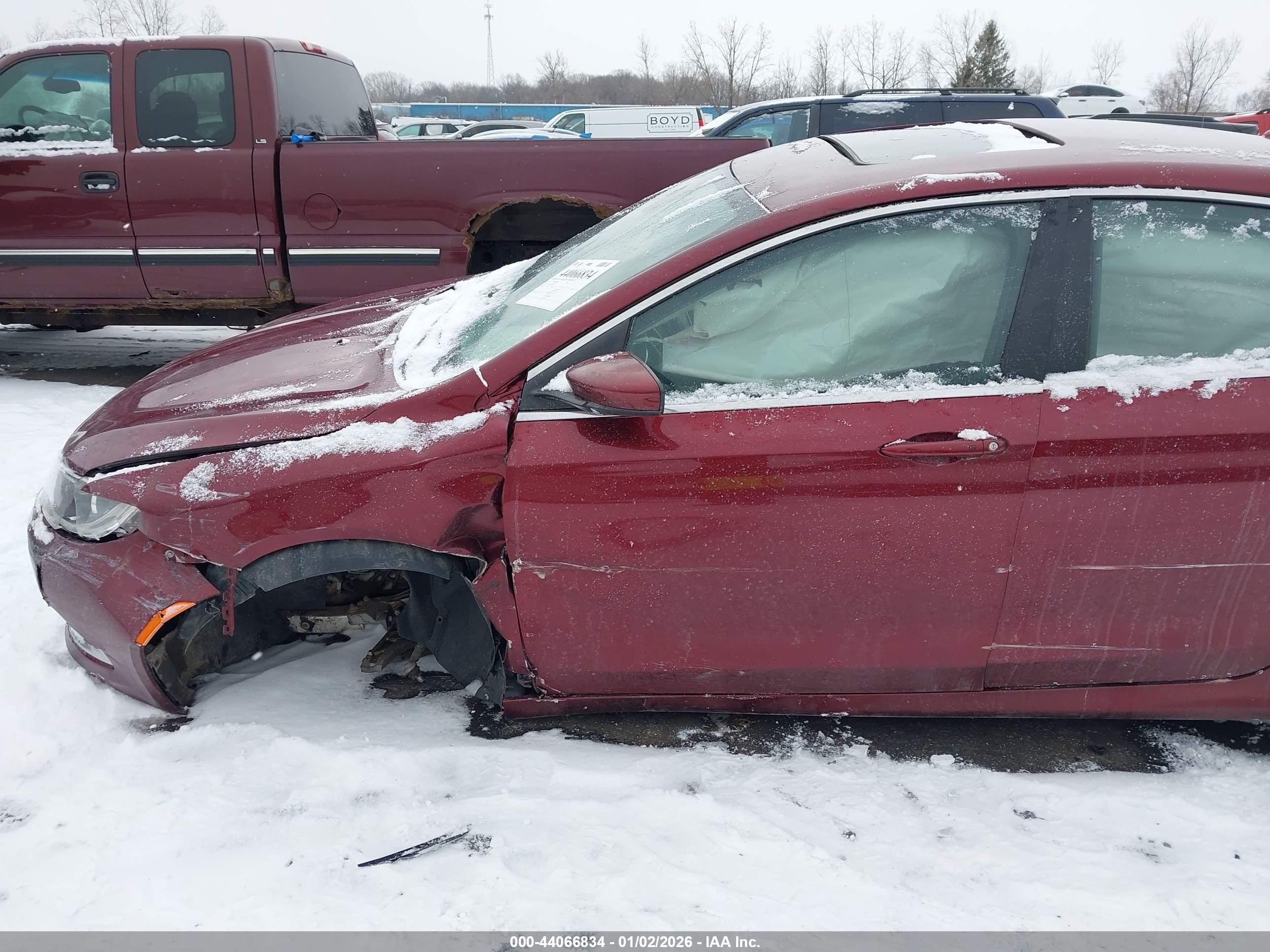 CHRYSLER 200 image 6