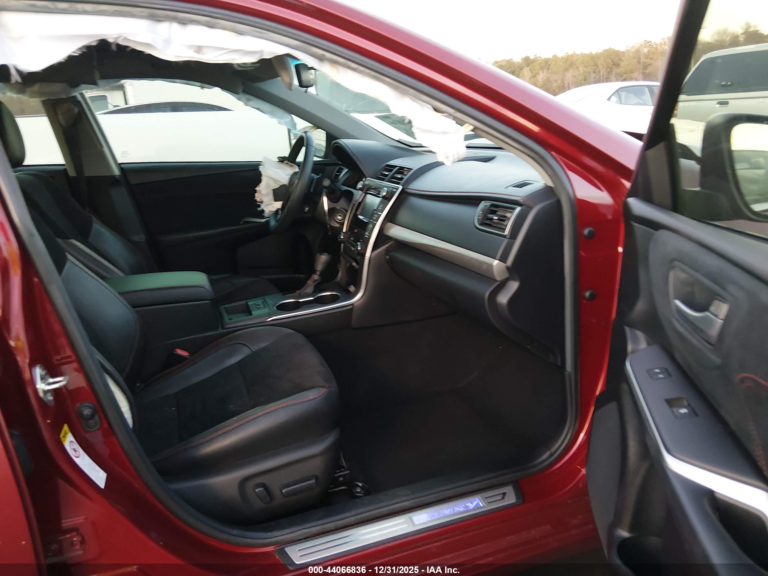 TOYOTA CAMRY image 5