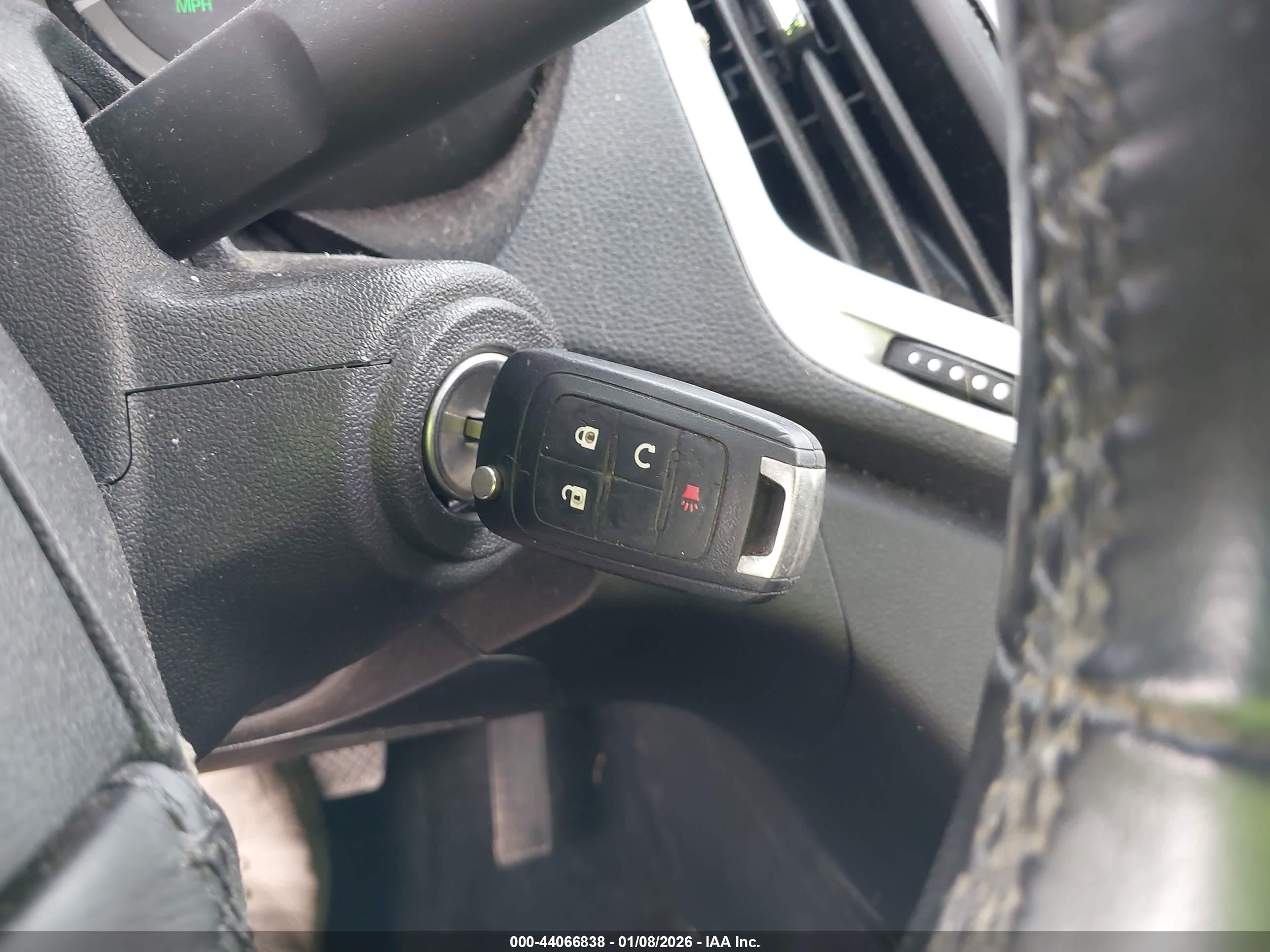 GMC TERRAIN image 11