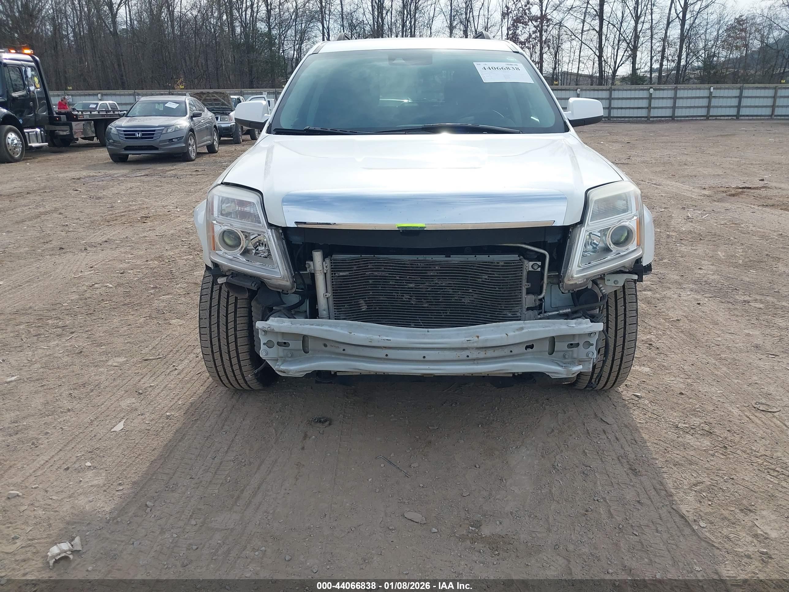 GMC TERRAIN image 6