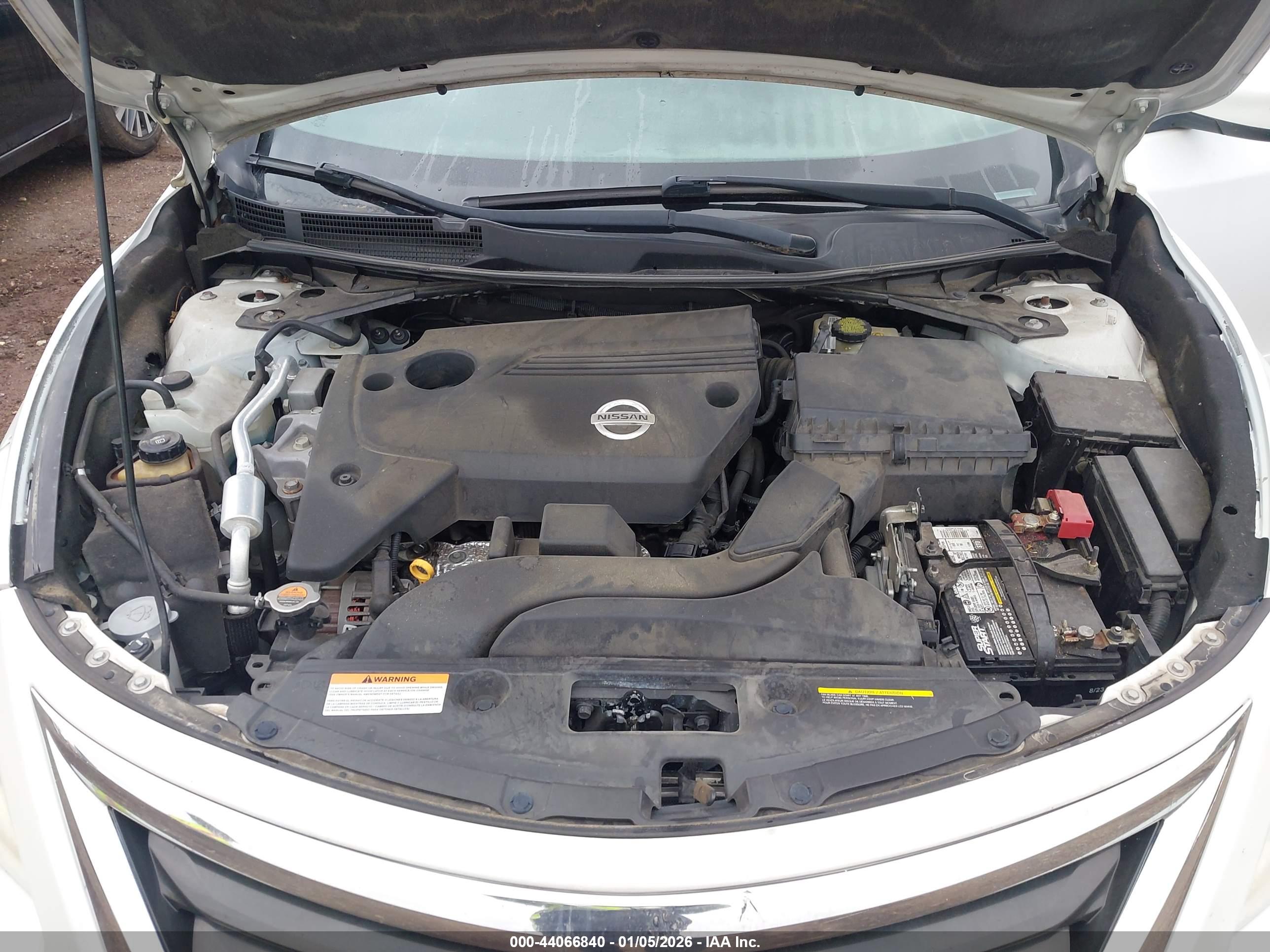 NISSAN ALTIMA image 10