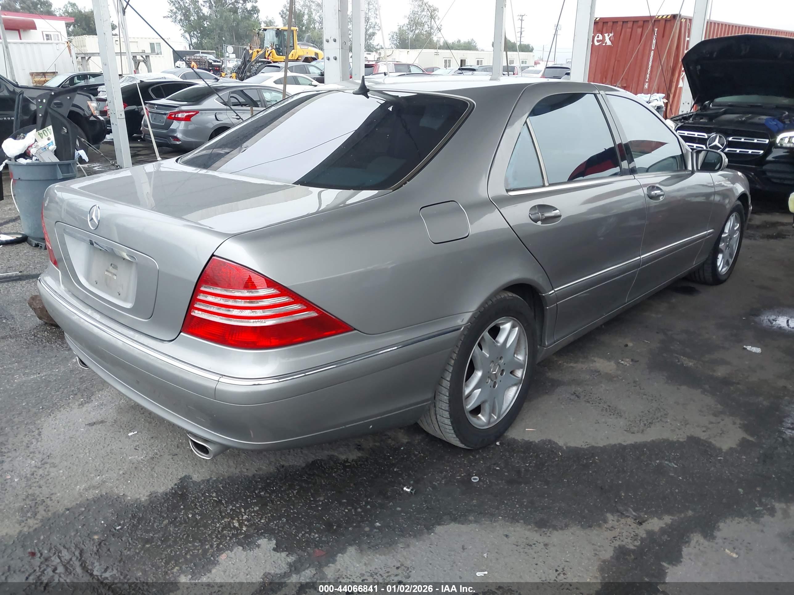 MERCEDES-BENZ S image 4