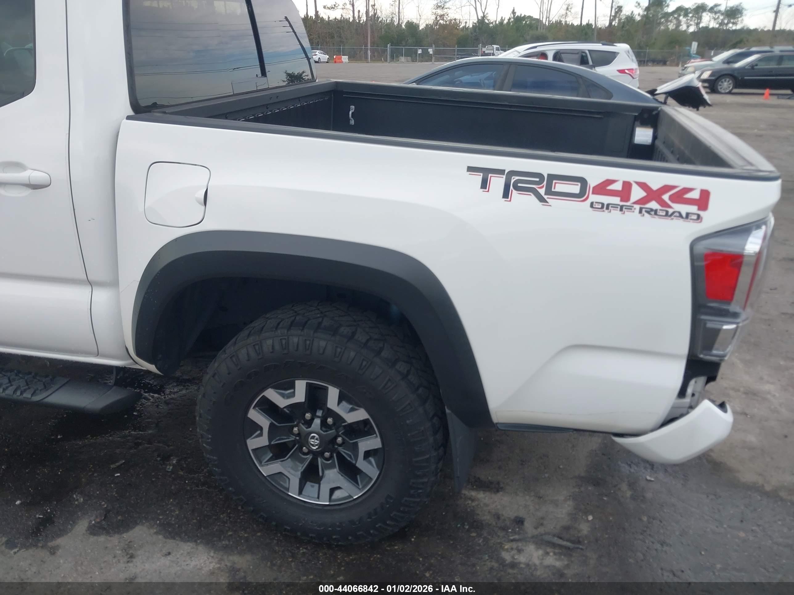 TOYOTA TACOMA image 6