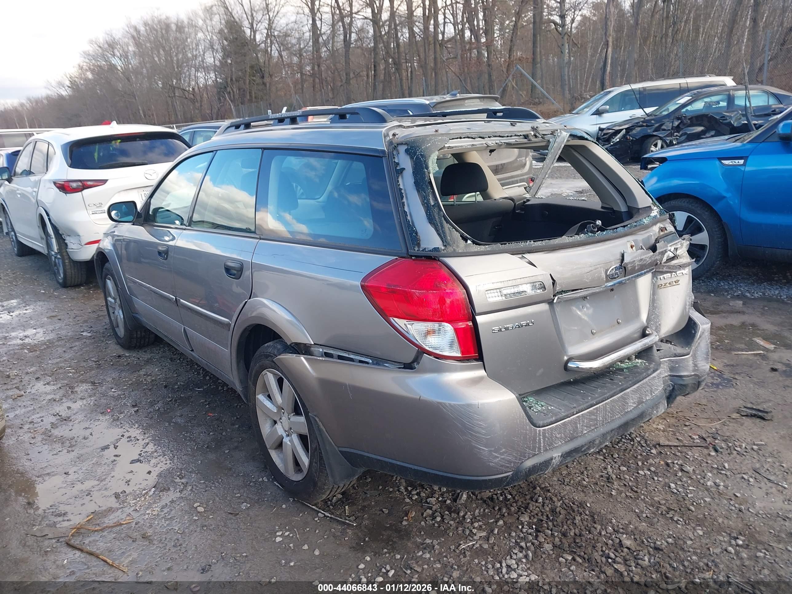 SUBARU OUTBACK image 3
