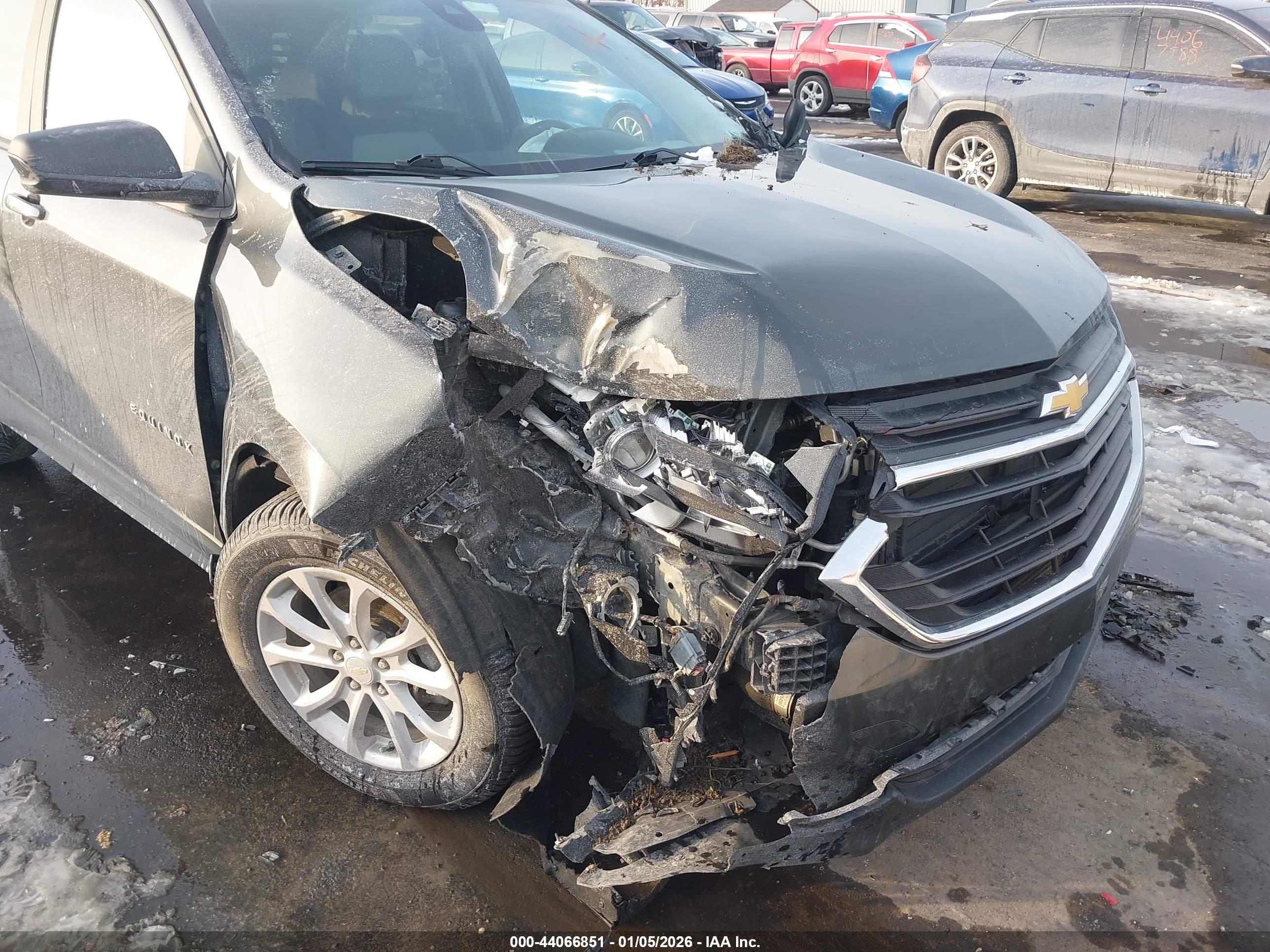 CHEVROLET EQUINOX image 6