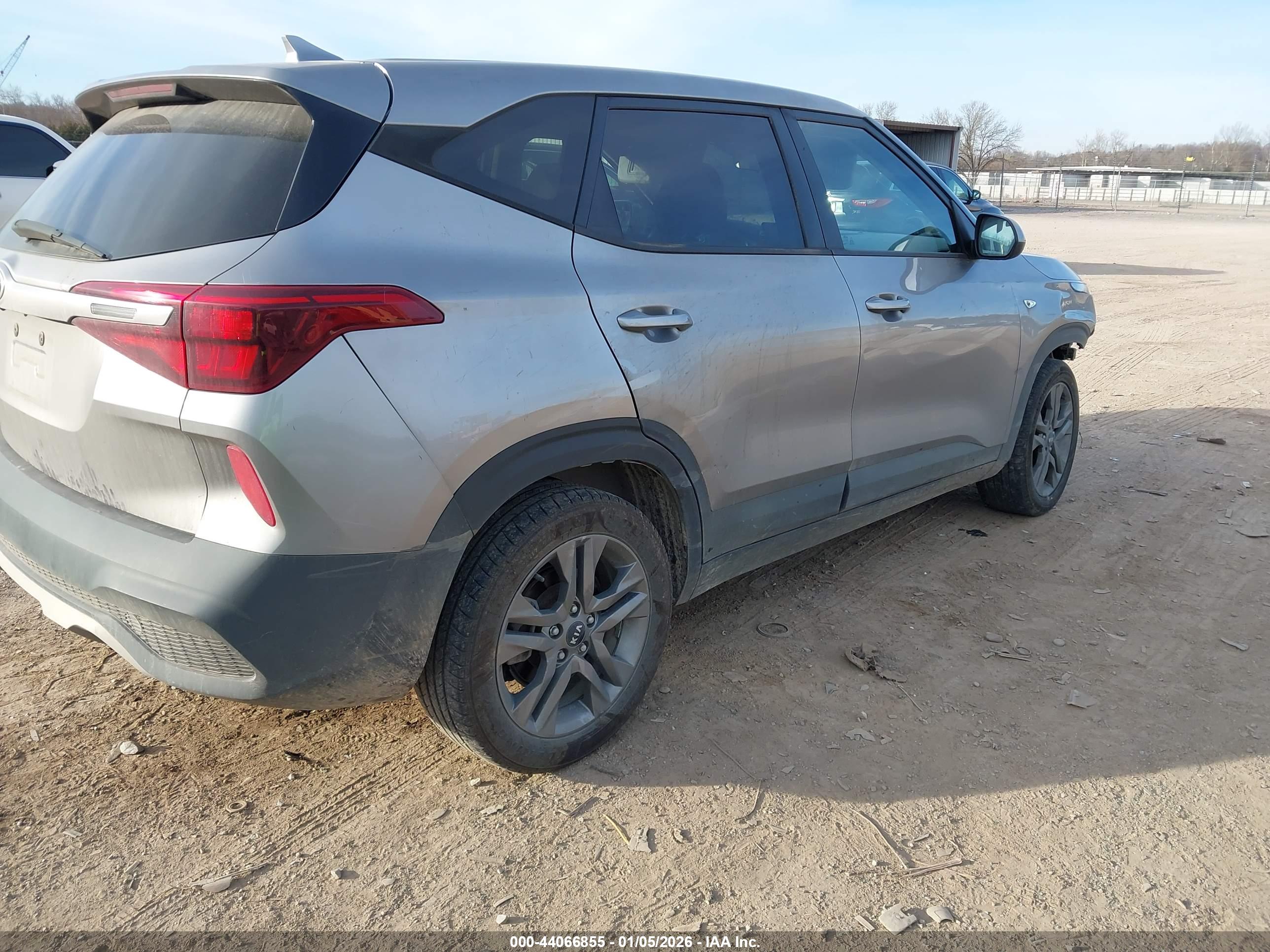 KIA SELTOS image 4
