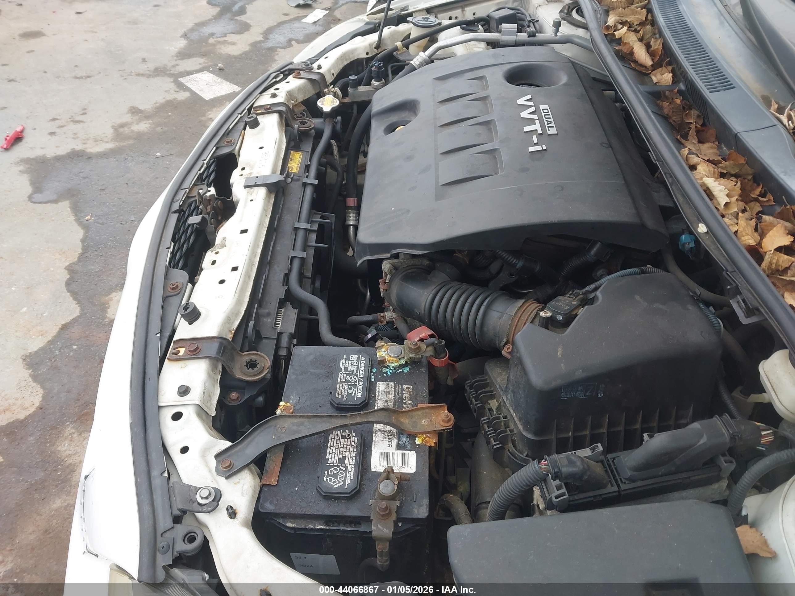 TOYOTA COROLLA image 10