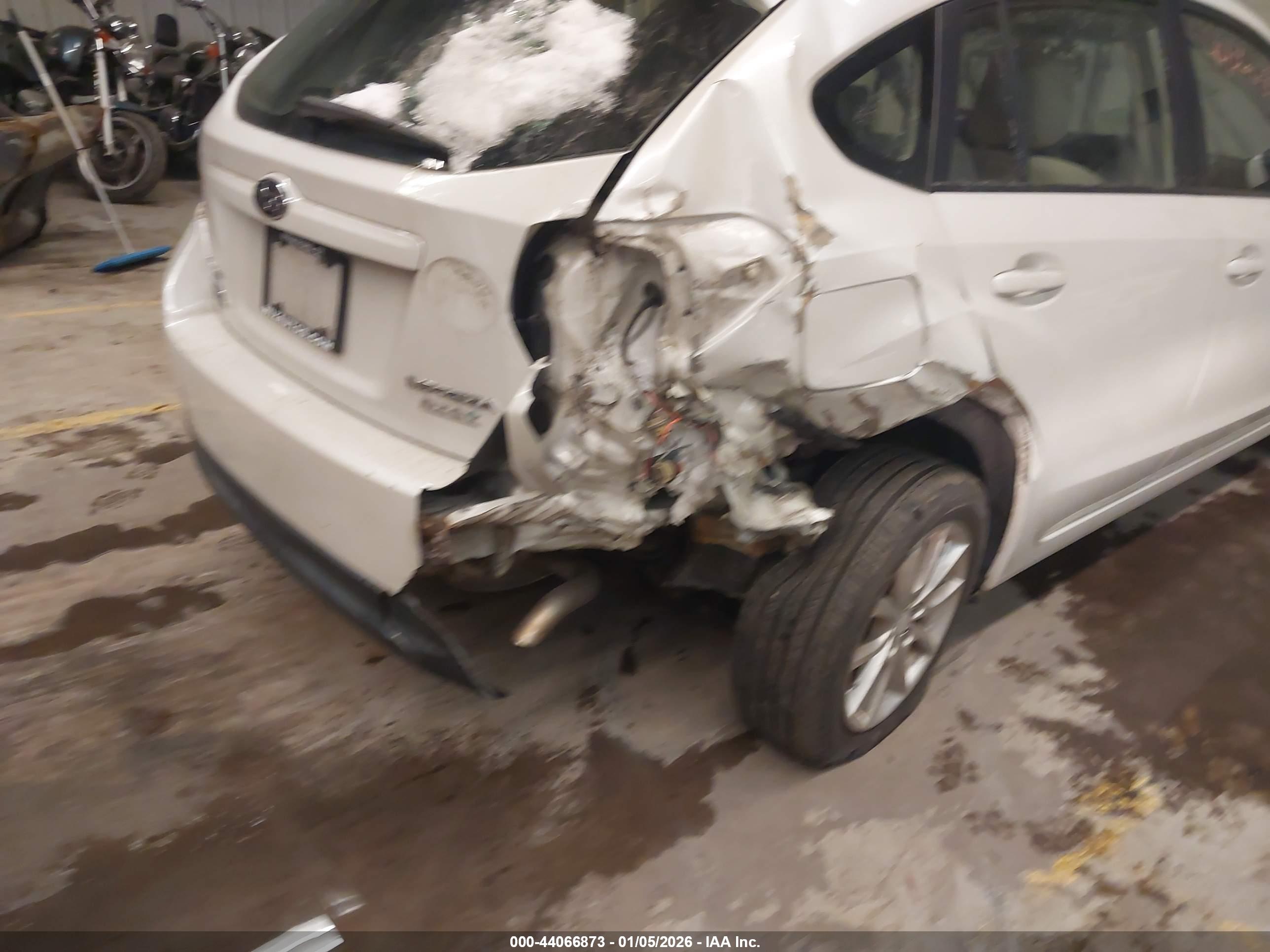 SUBARU IMPREZA image 6