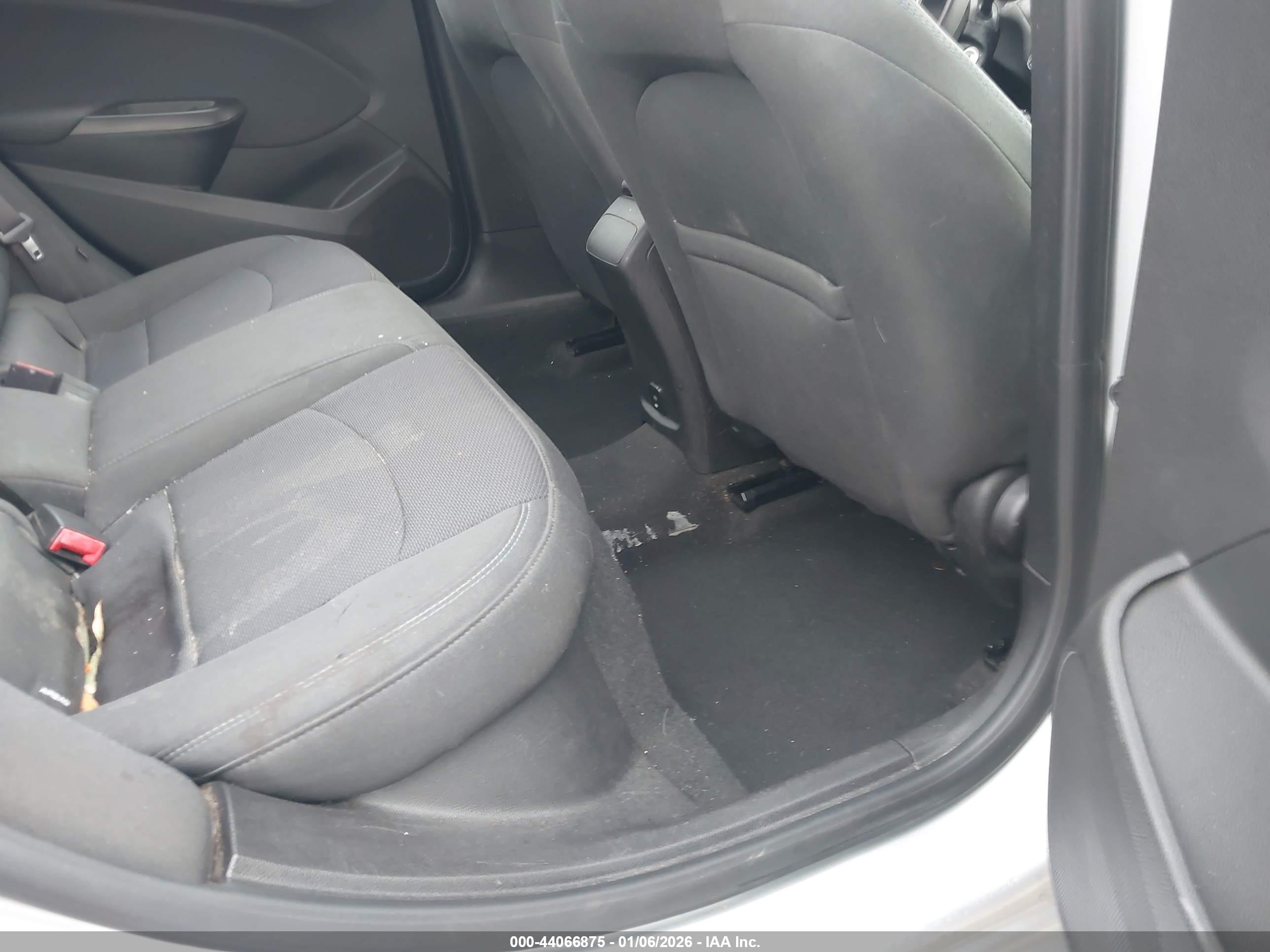 CHEVROLET CRUZE image 8