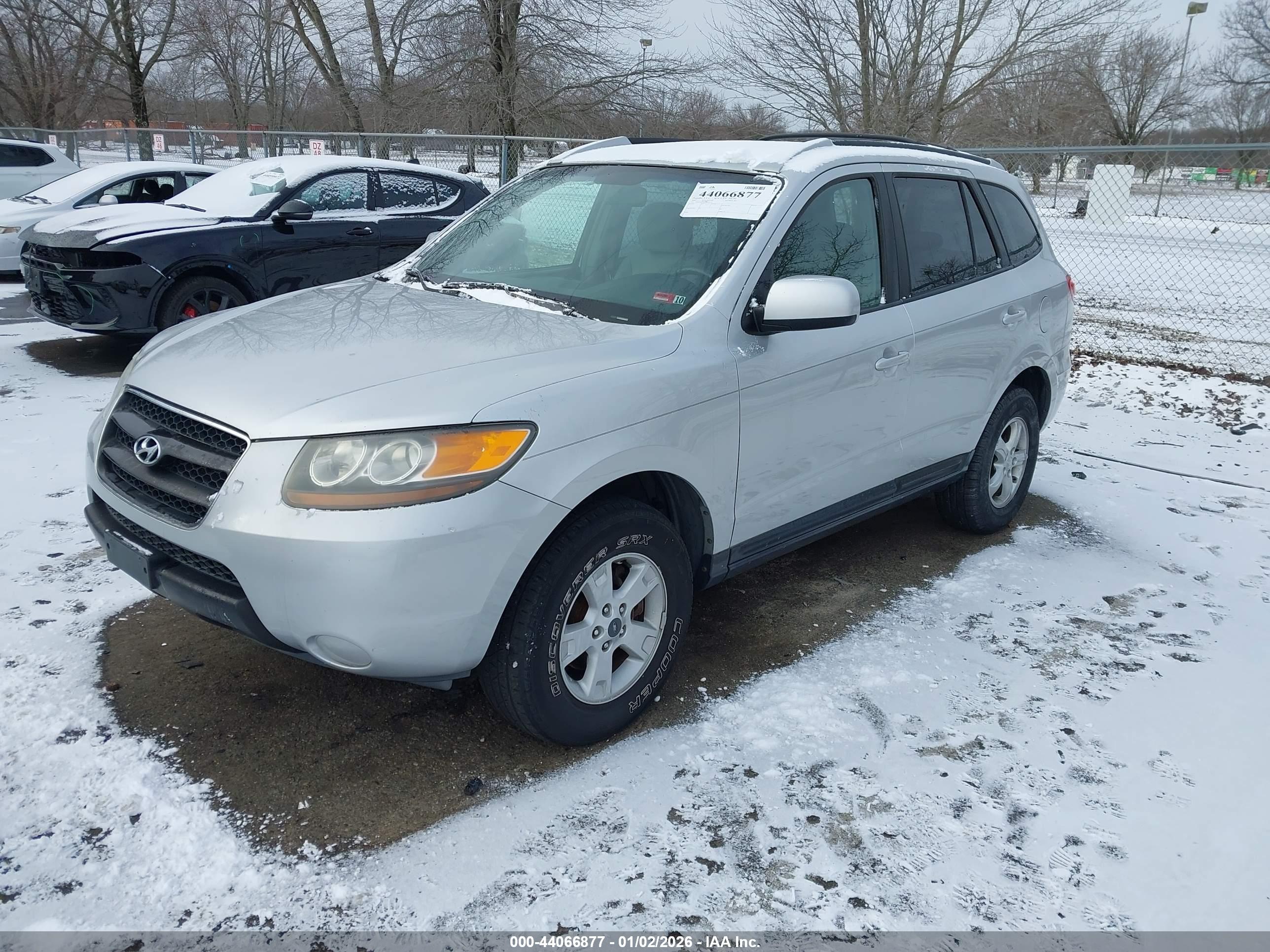 HYUNDAI SANTA image 2