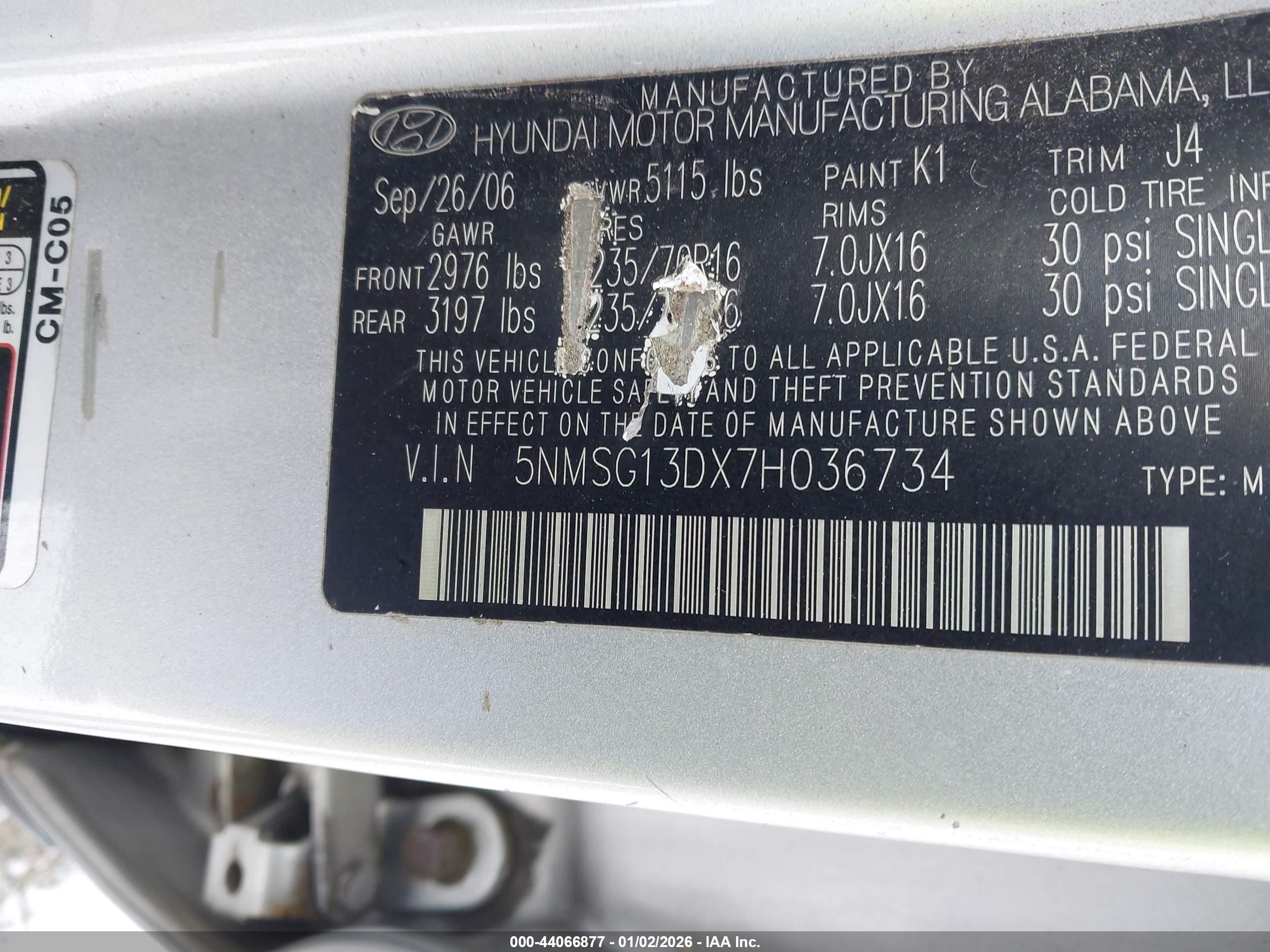 HYUNDAI SANTA image 9