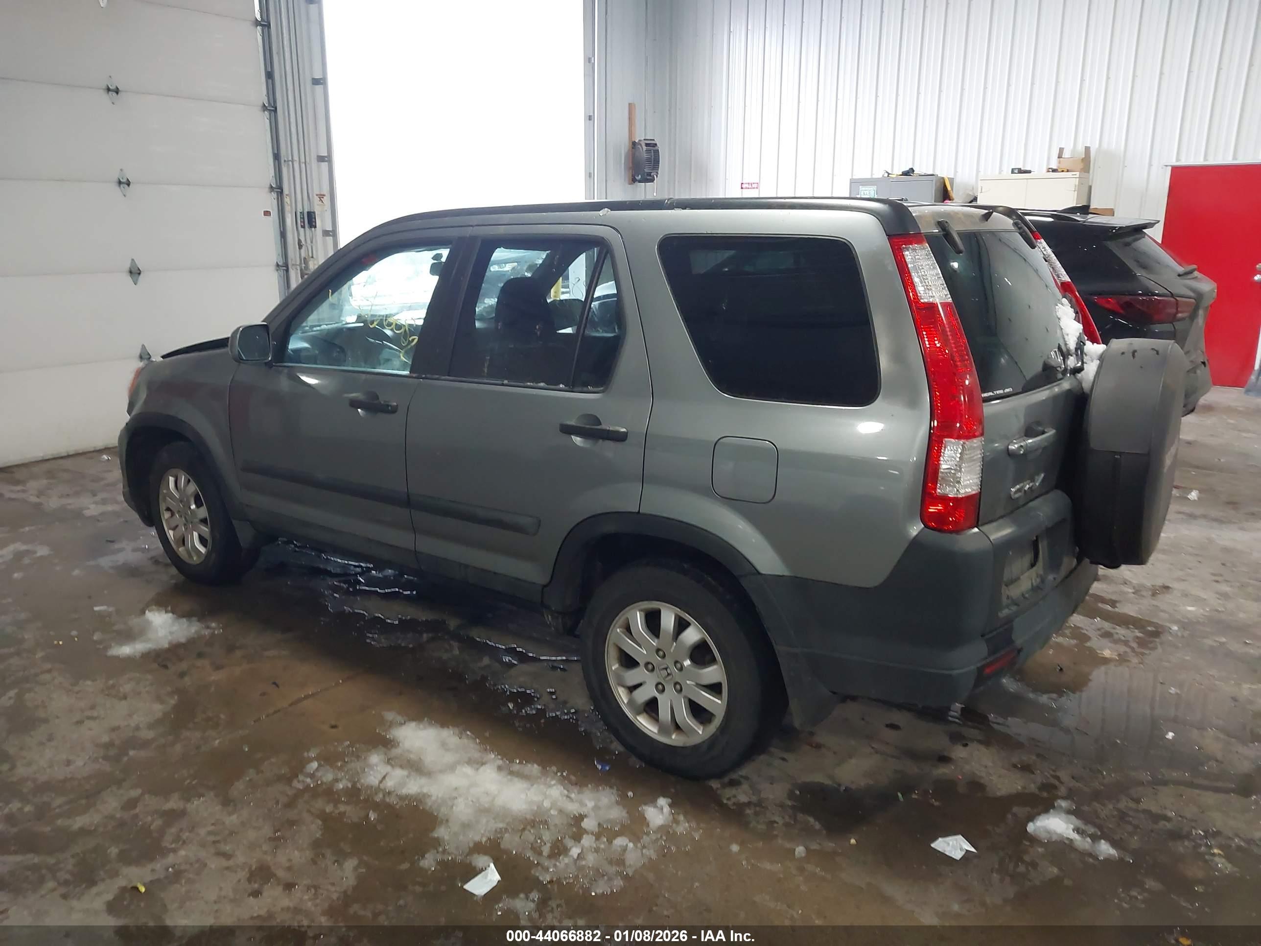 HONDA CR-V image 3