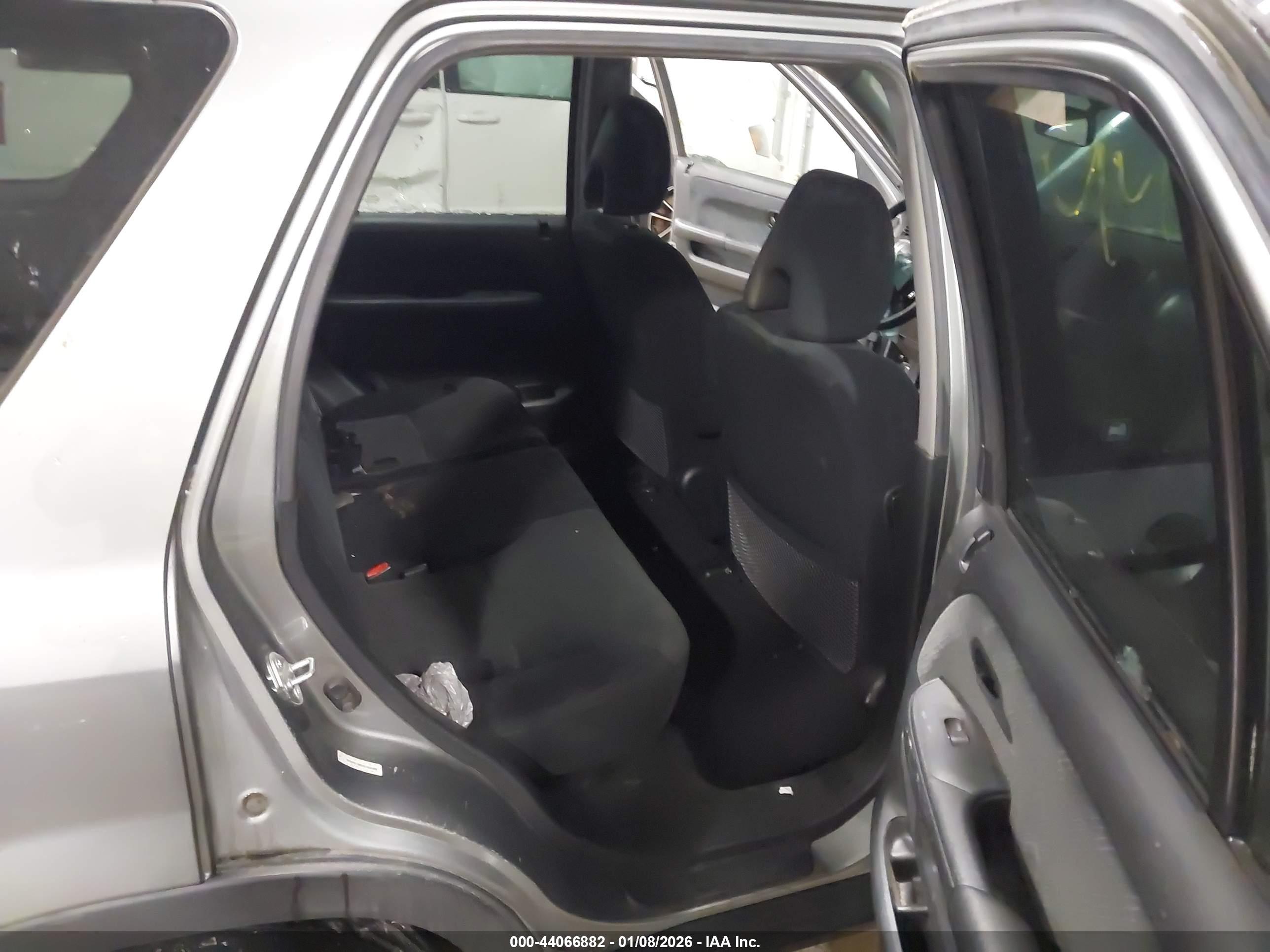 HONDA CR-V image 8