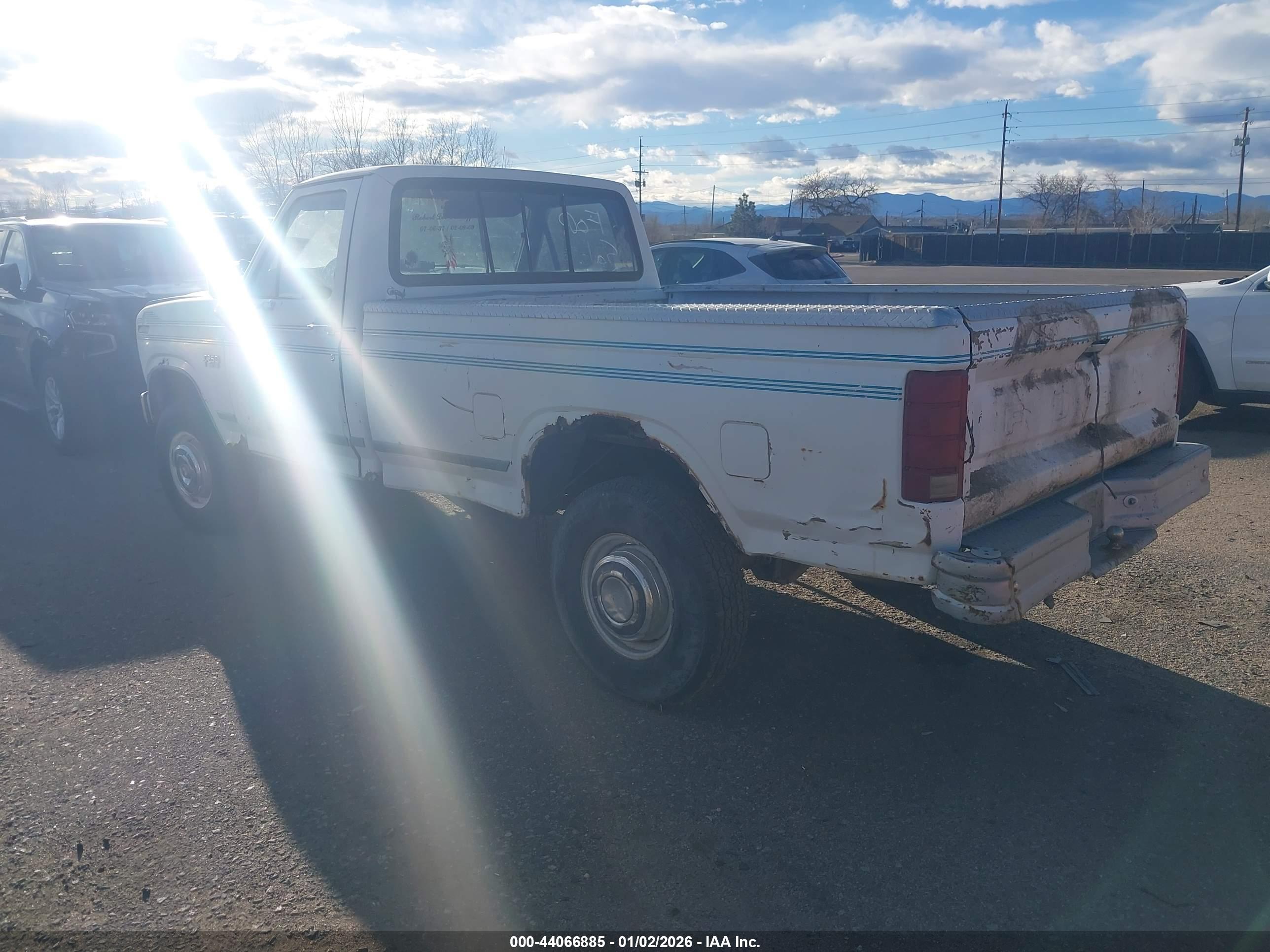 FORD F250 image 3