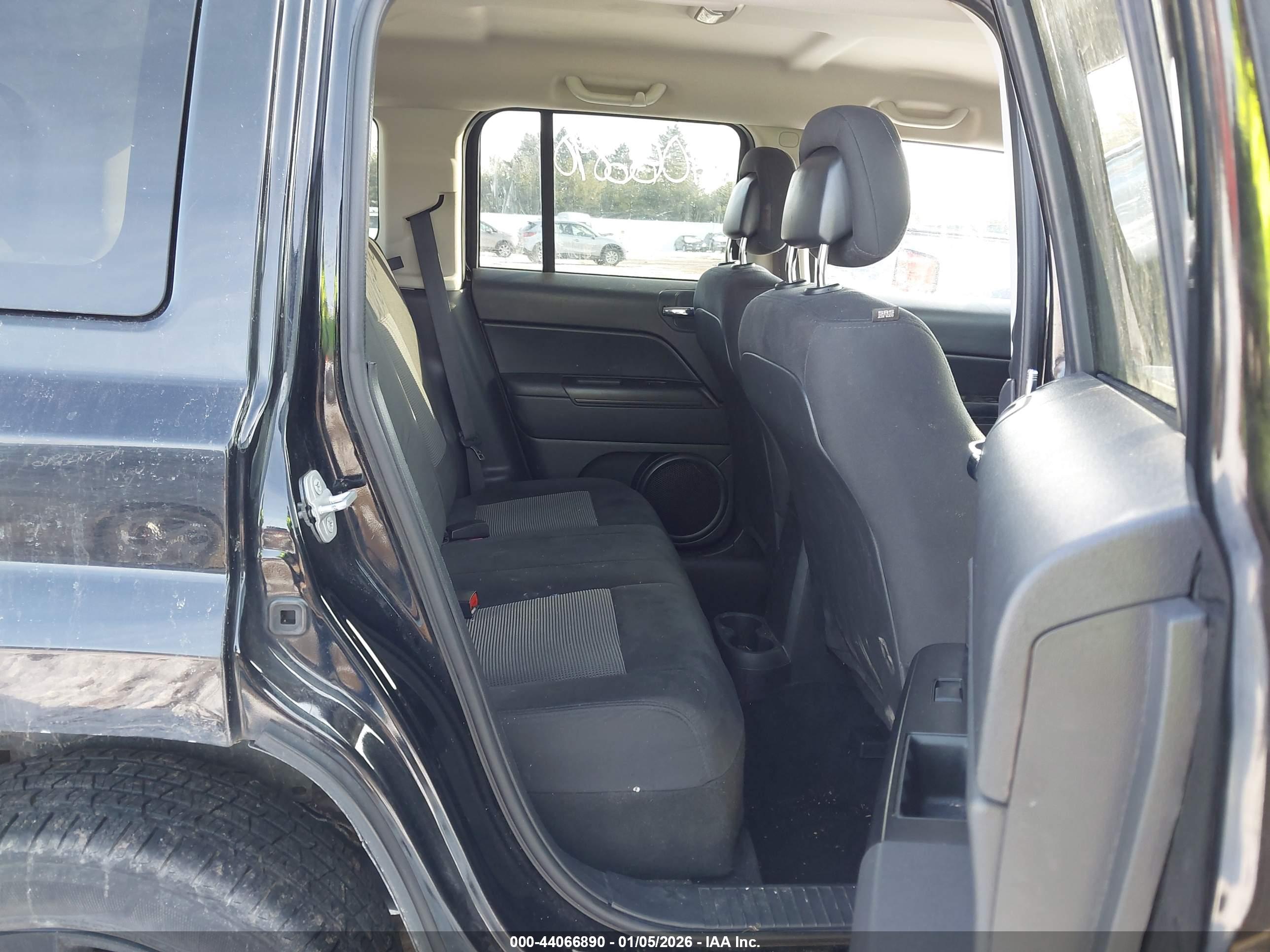 JEEP PATRIOT image 8