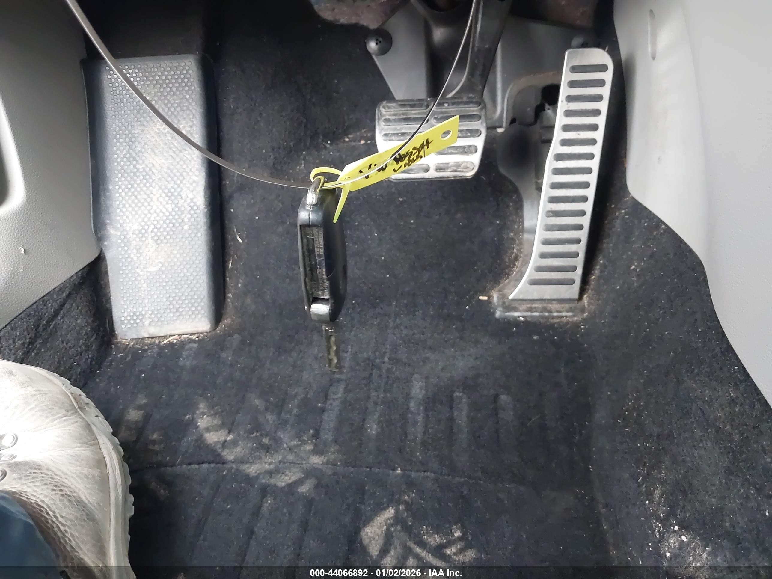 VOLKSWAGEN PASSAT image 11