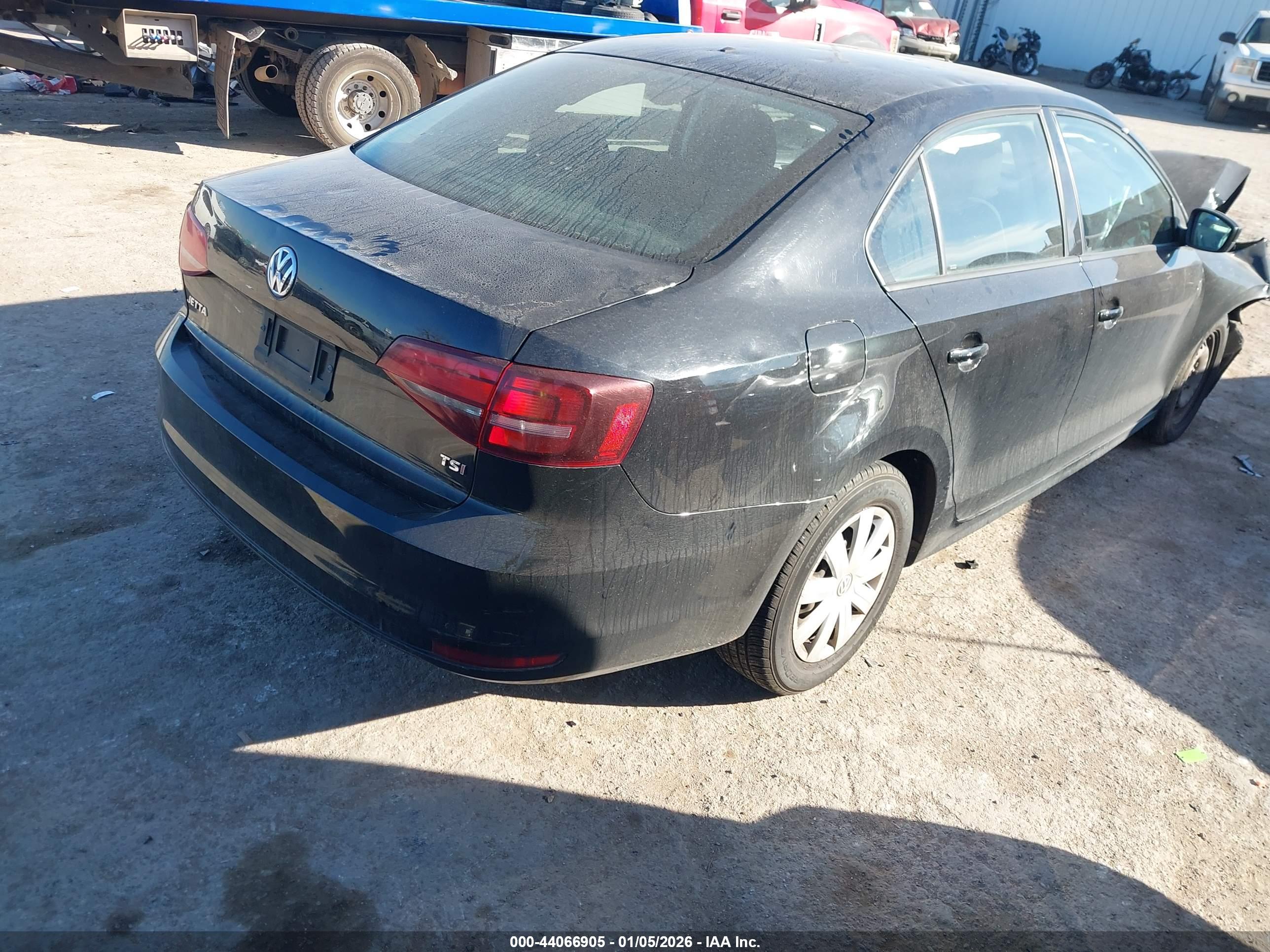 VOLKSWAGEN JETTA image 4