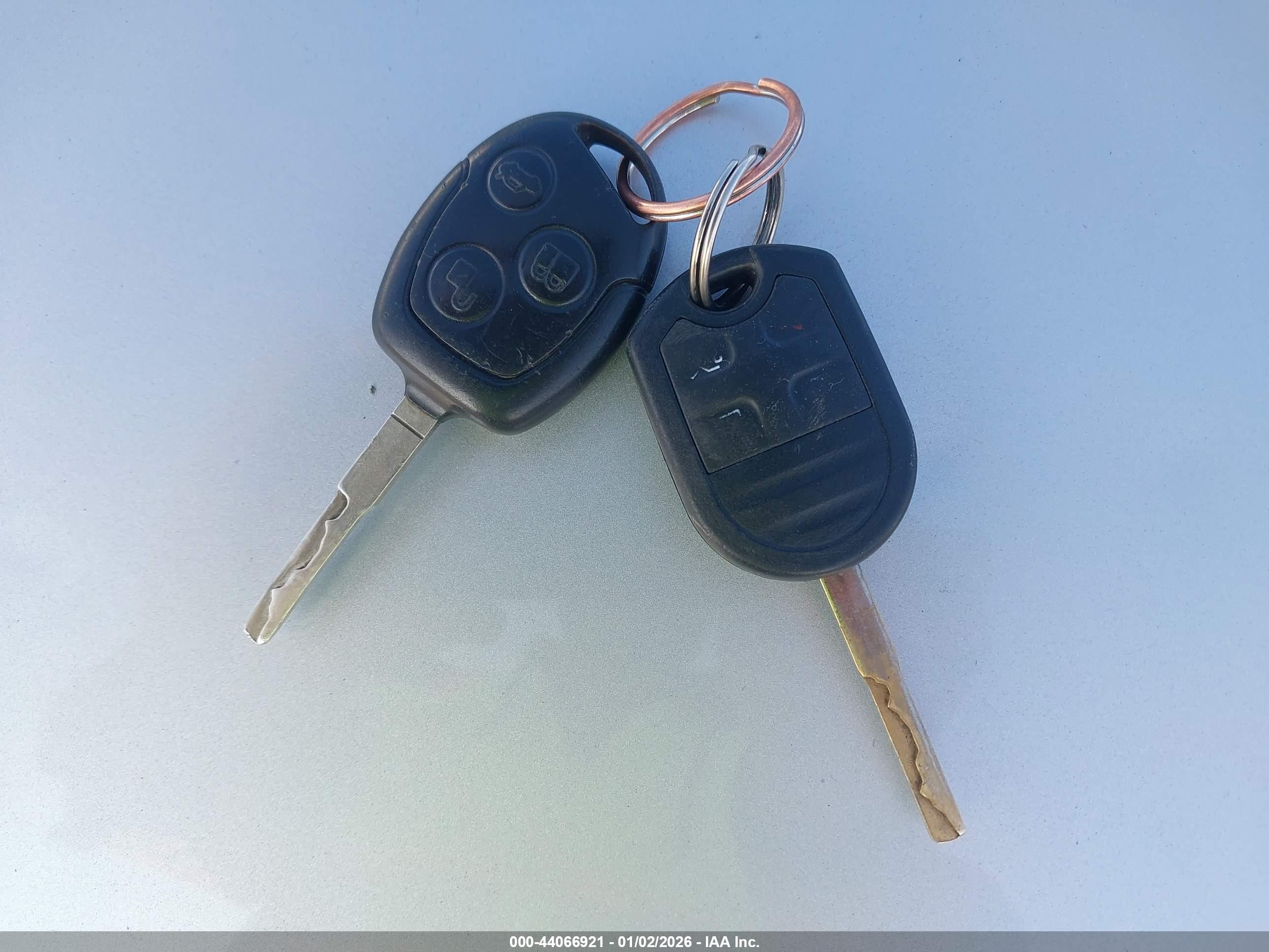 FORD FIESTA image 11