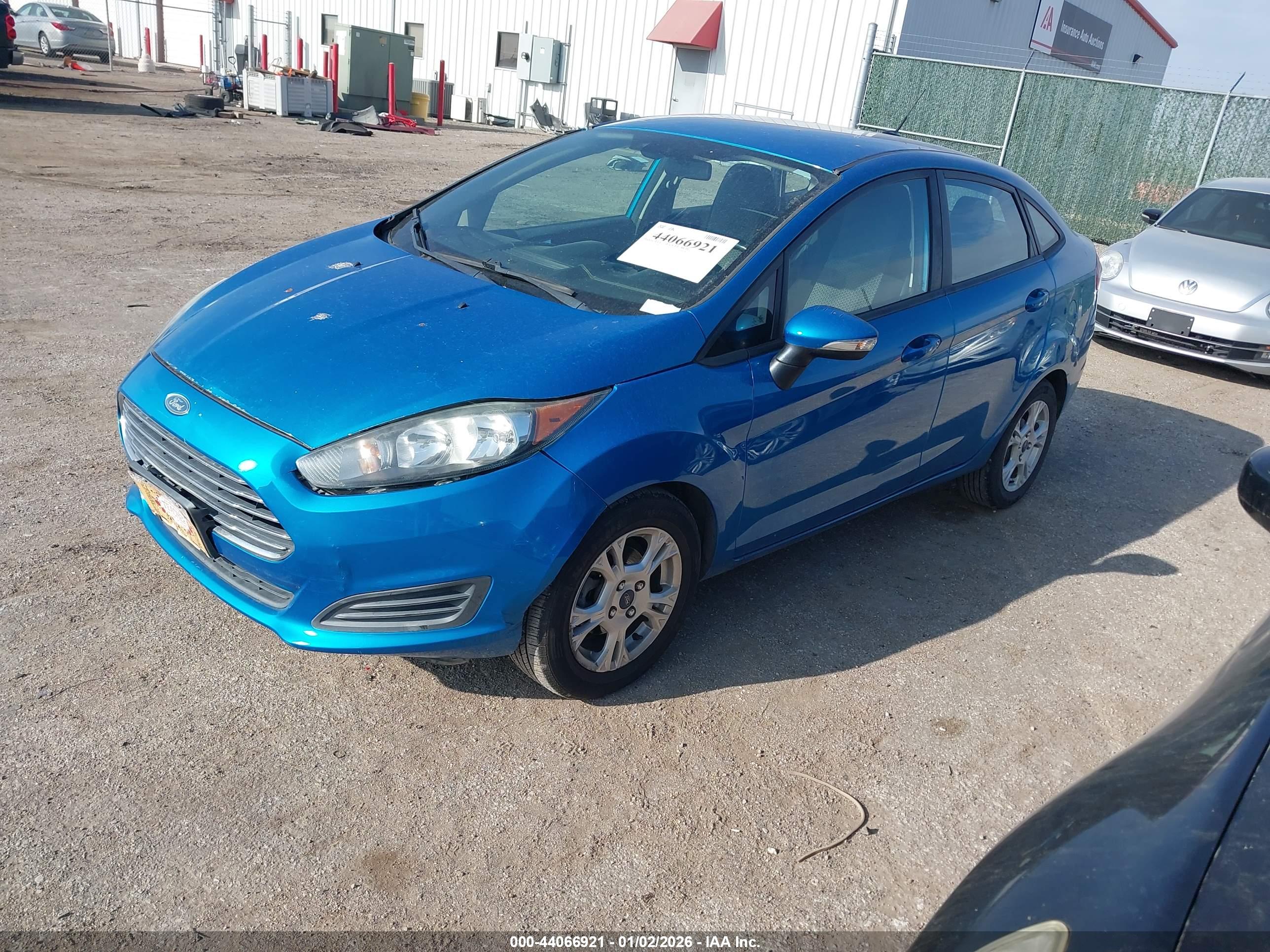 FORD FIESTA image 2
