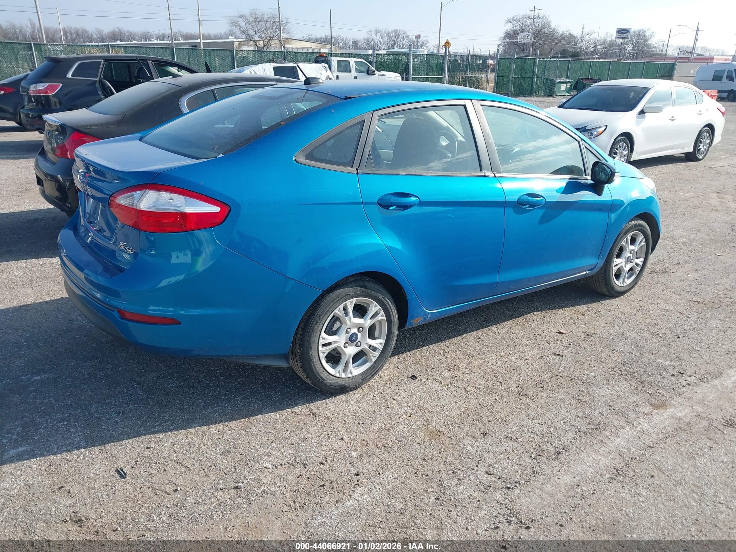 FORD FIESTA image 4