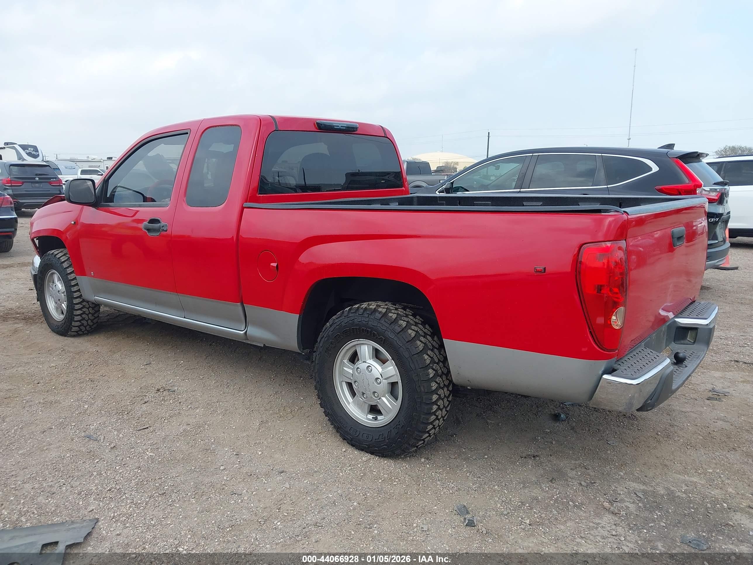 CHEVROLET COLORADO image 3
