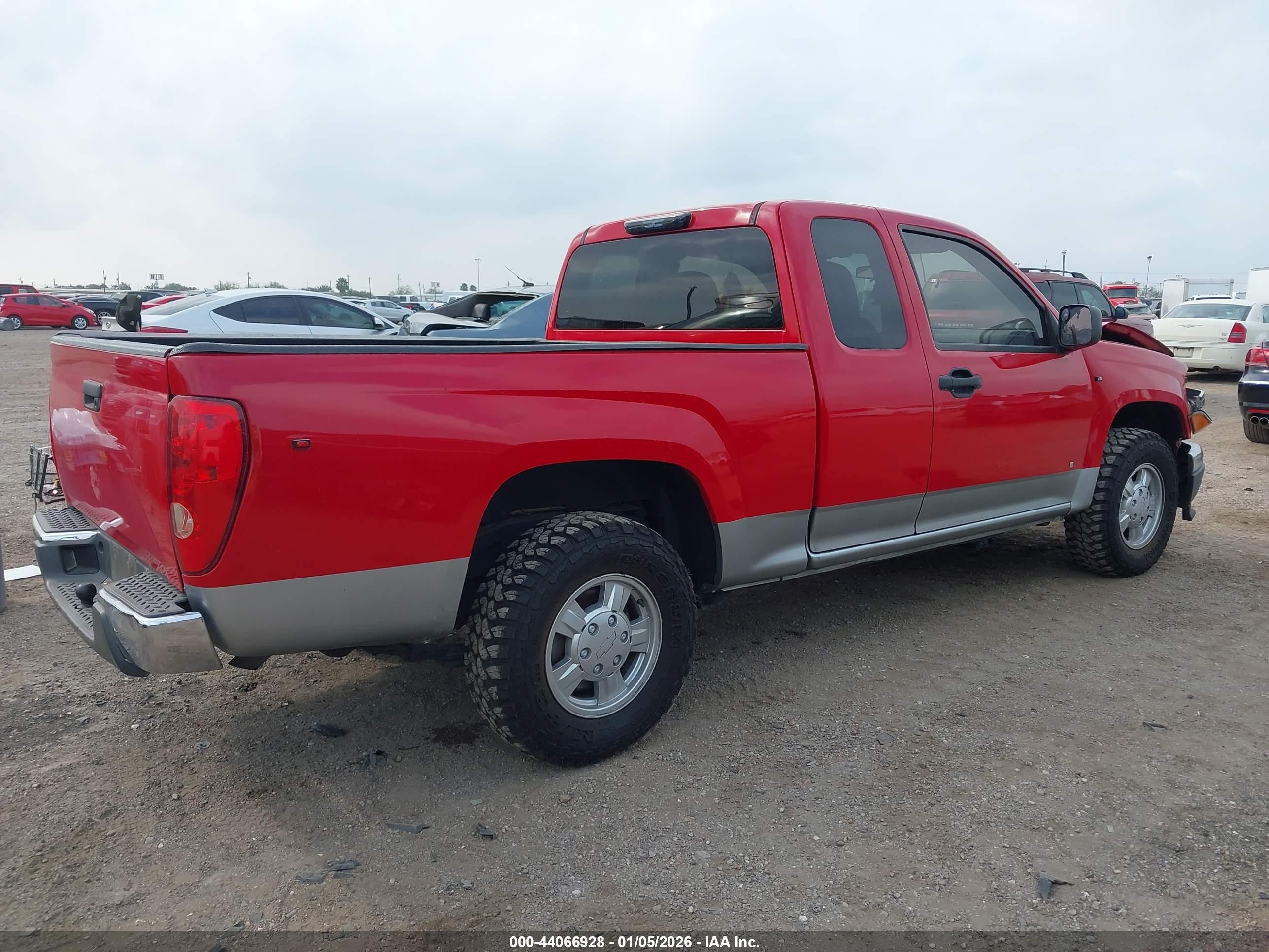 CHEVROLET COLORADO image 4