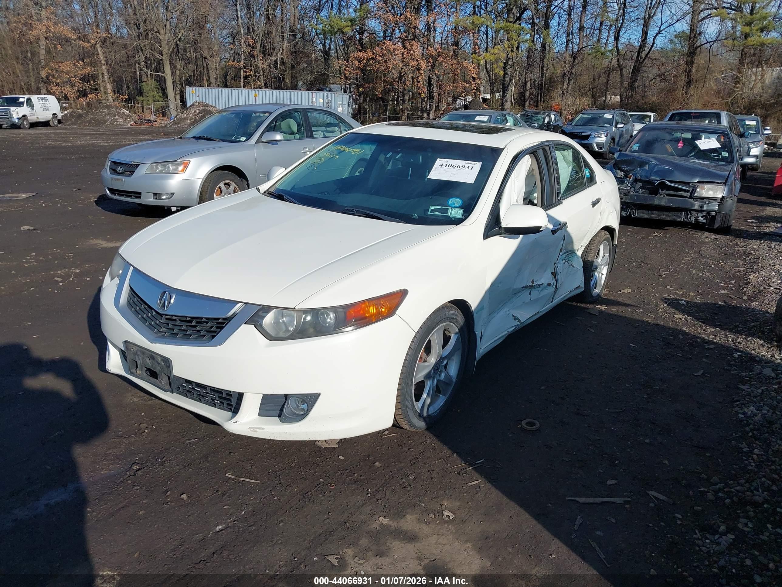 ACURA TSX image 2