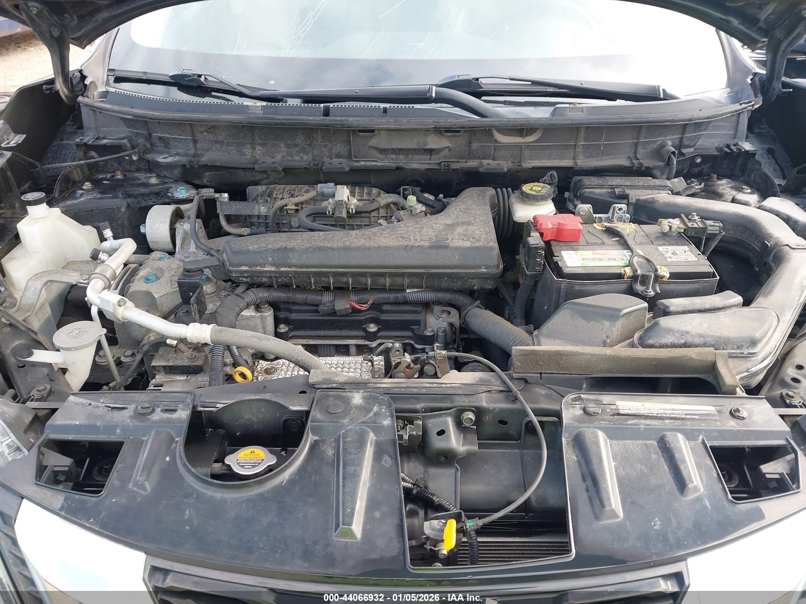 NISSAN ROGUE image 10